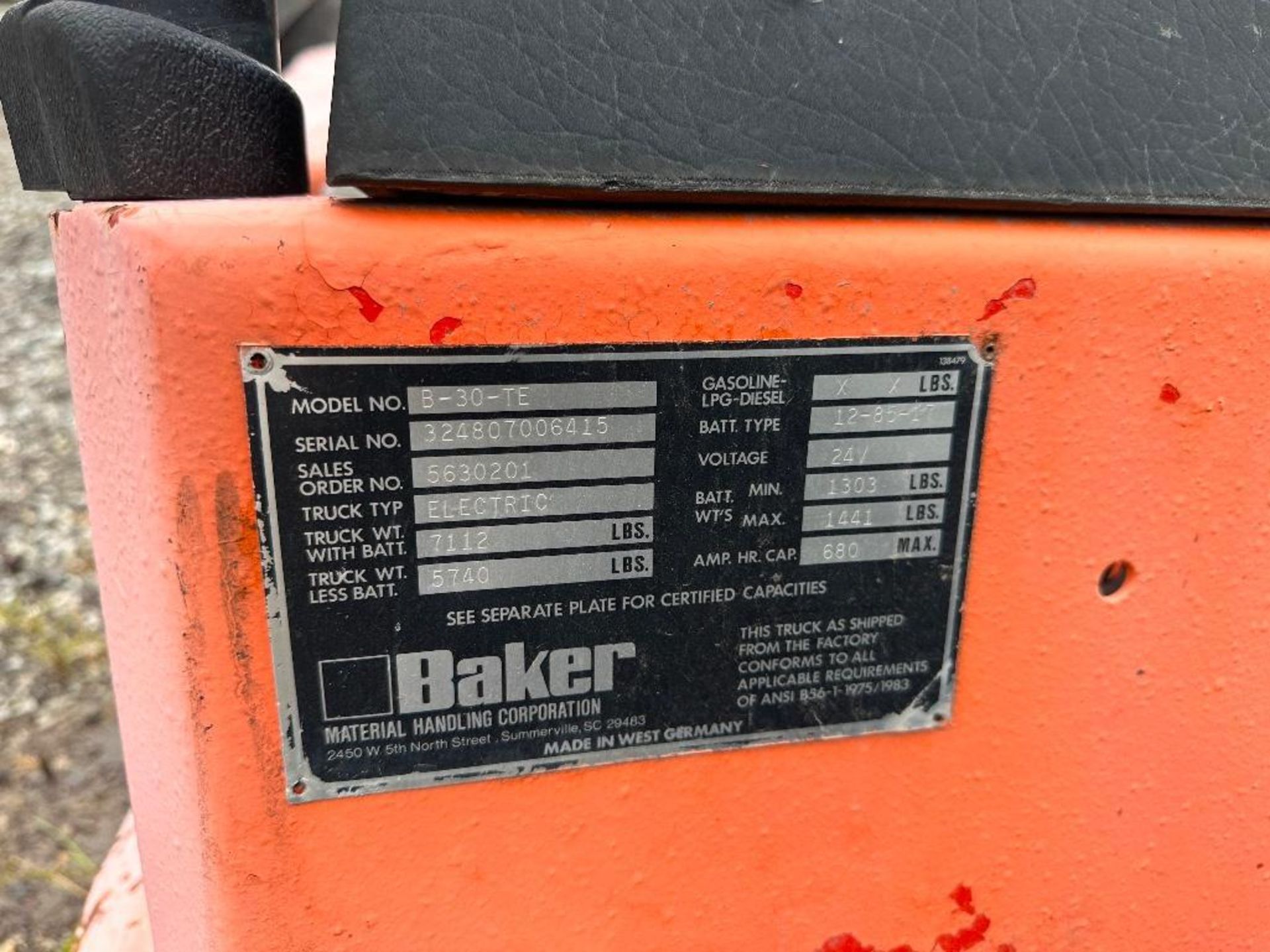 Baker 24v Forklift - Image 12 of 13