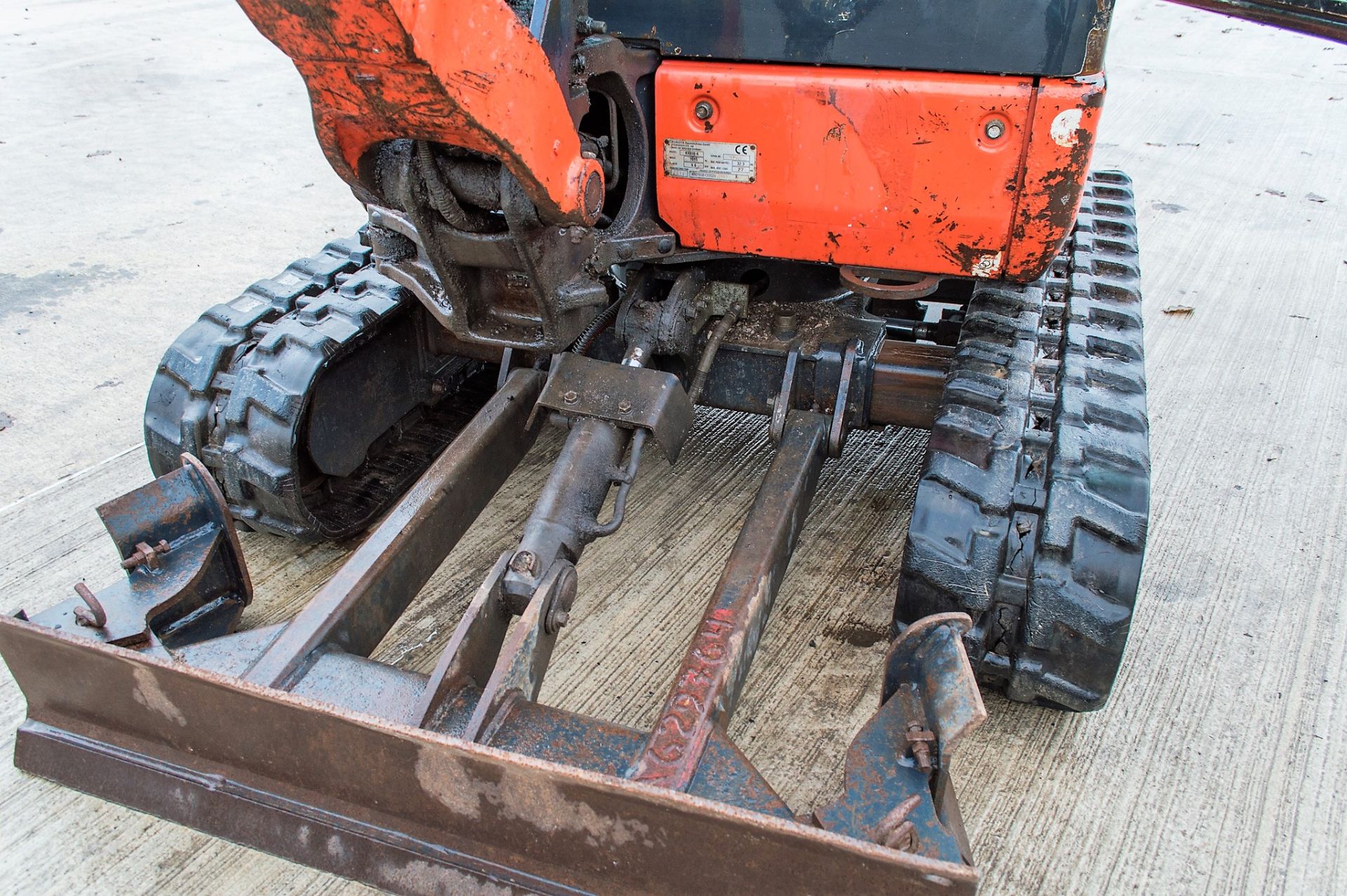 Kubota KX016-4 1.5 tonne rubber tracked excavator Year: 2014 S/N: 57592 Recorded Hours: 2375 - Image 16 of 23