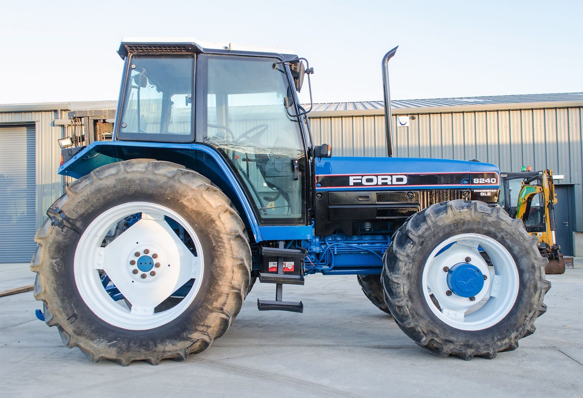 Ford New Holland 8240 Powerstar LSE diesel tractor Registration Number: K611 NAM Date of - Image 8 of 19