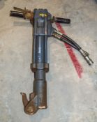Terex hydraulic anti-vibe breaker A637446