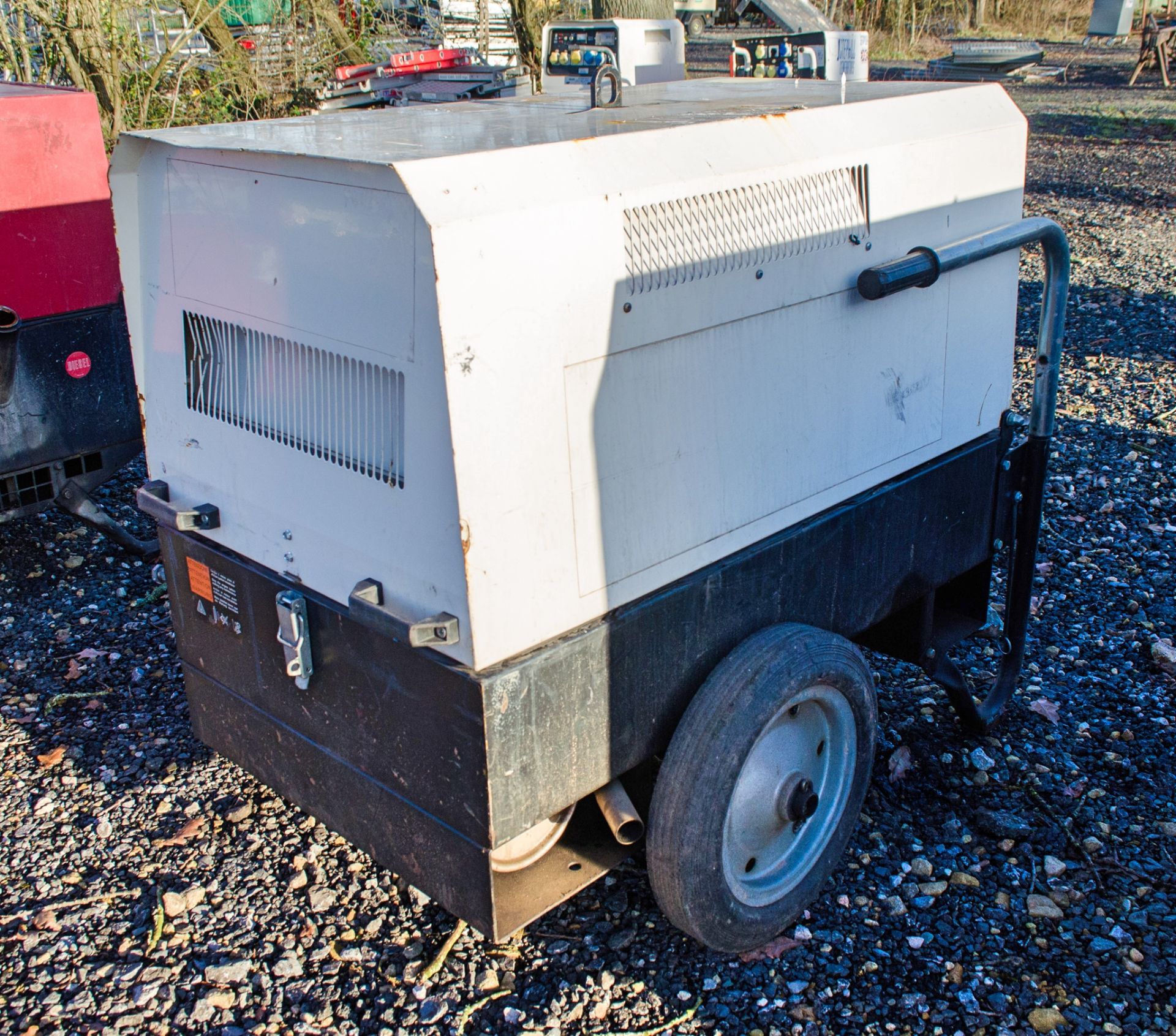 Mosa MG6000 6kva diesel driven generator Recorded Hours: 2564 12521084 - Image 2 of 5