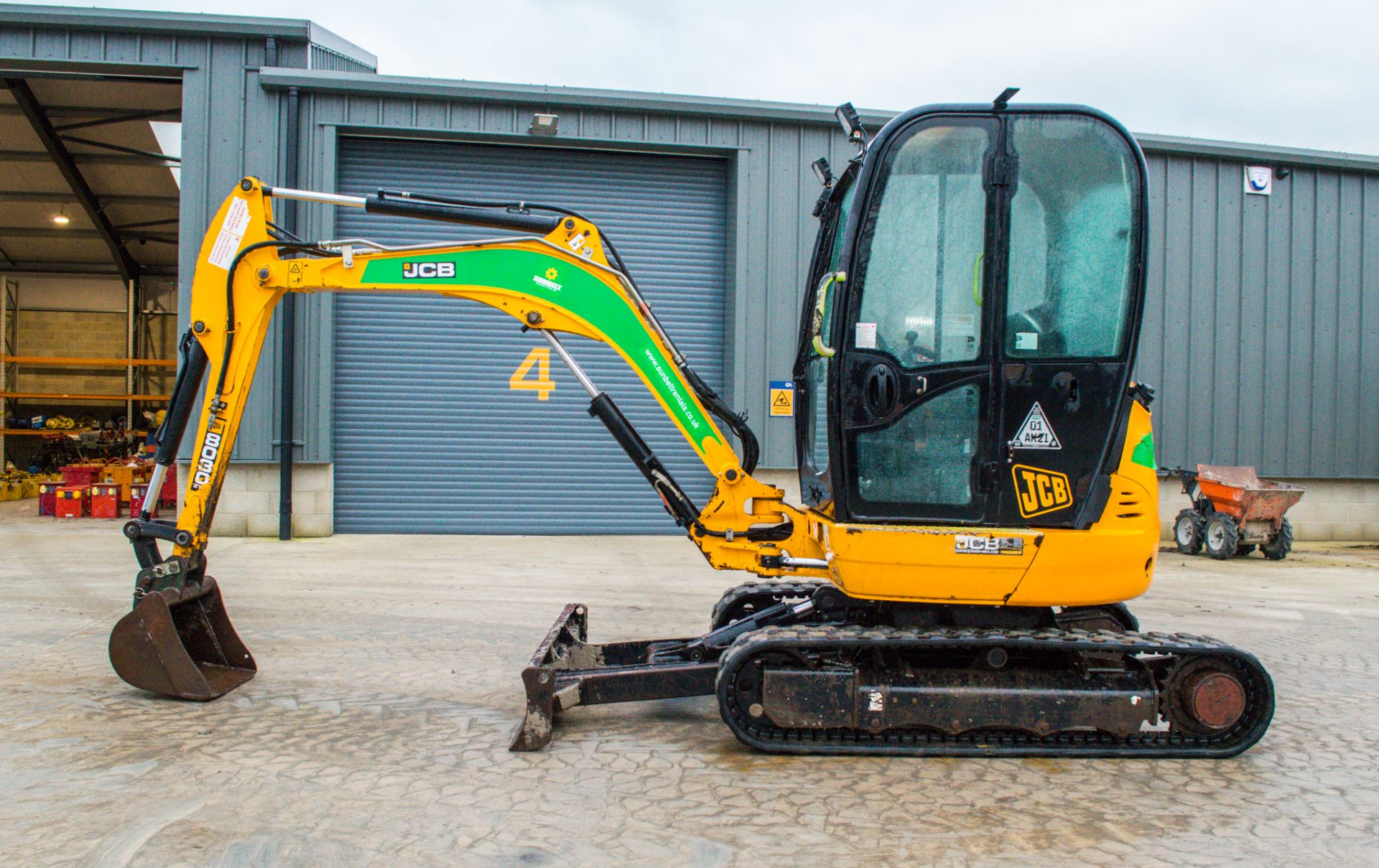 JCB 8030 ZTS 3 tonne rubber tracked midi excavator  Year: 2014 S/N: 116971 Recorded Hours: 2709 - Image 8 of 18