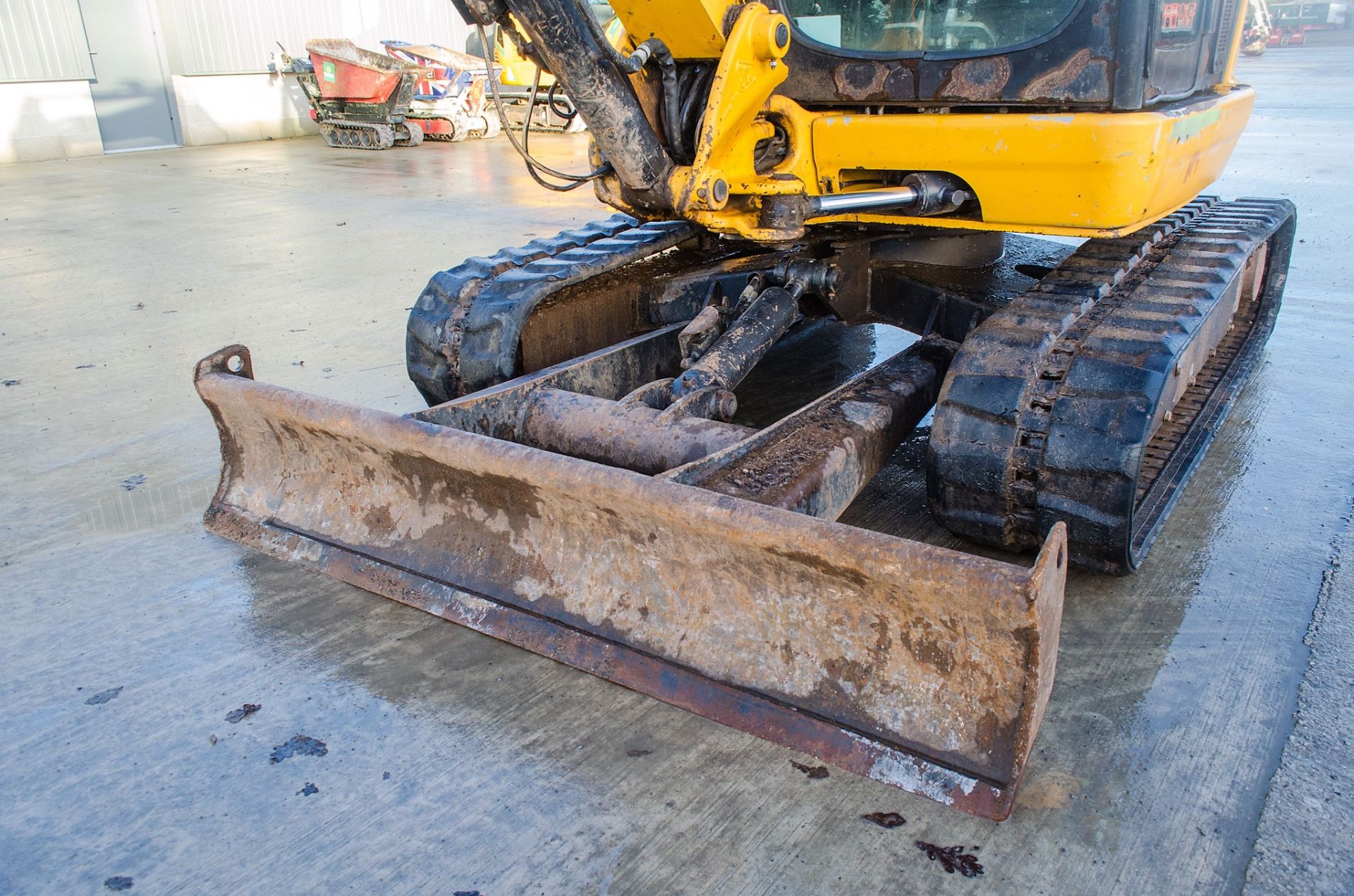 JCB 8050 ZTS 5 tonne rubber tracked excavator Year: 2013 S/N: 1741976 Recorded Hours: 3800 blade, - Image 11 of 23