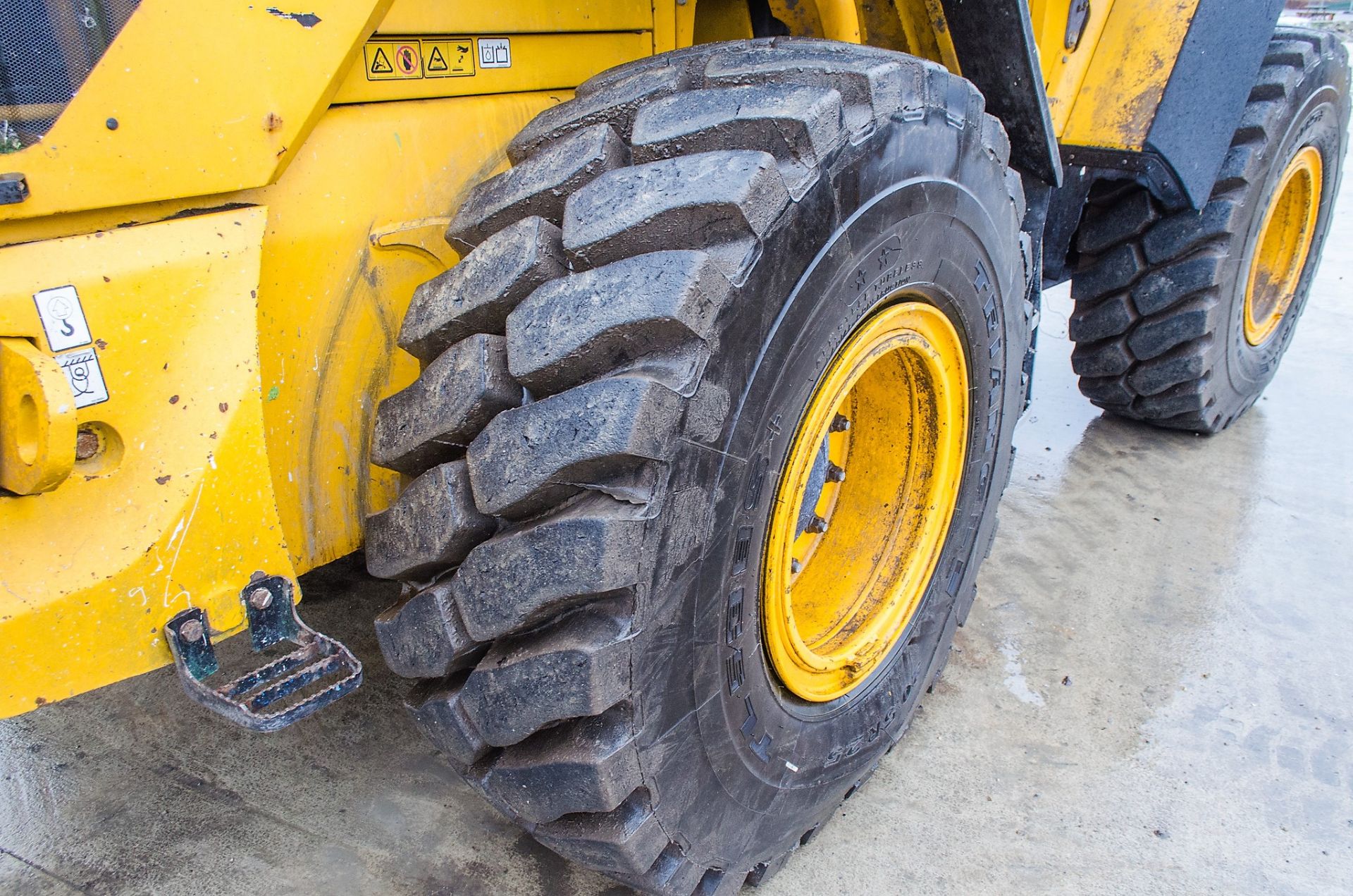 JCB 437 HT Wastemaster wheel loader Year: 2014 S/N: 2313096 Recorded Hours: 9841 c/w air - Image 15 of 24