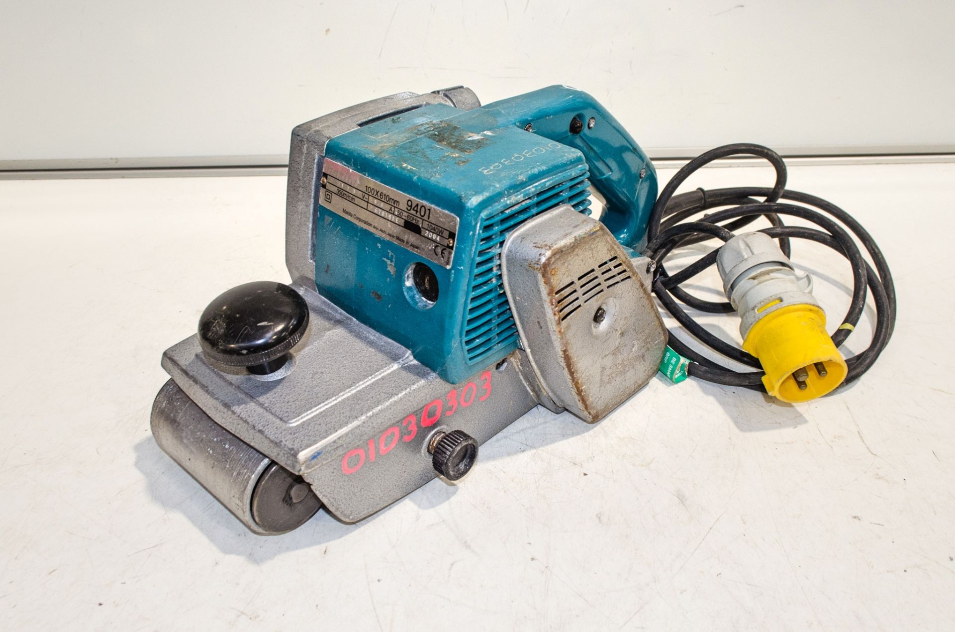 Makita 9401 110v heavy duty belt sander 01030203