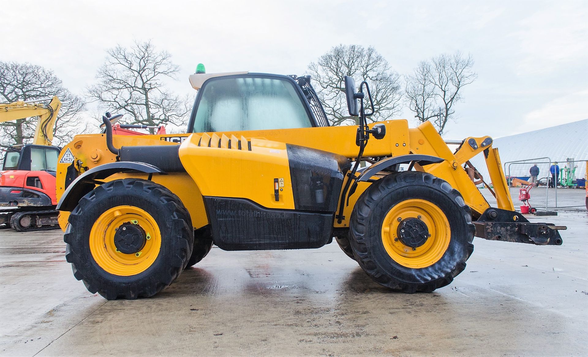 JCB 531-70 7 metre telescopic handler Year: 2014 S/N: 2339911 Recorded Hours: 6287 A634517 ** - Image 8 of 22