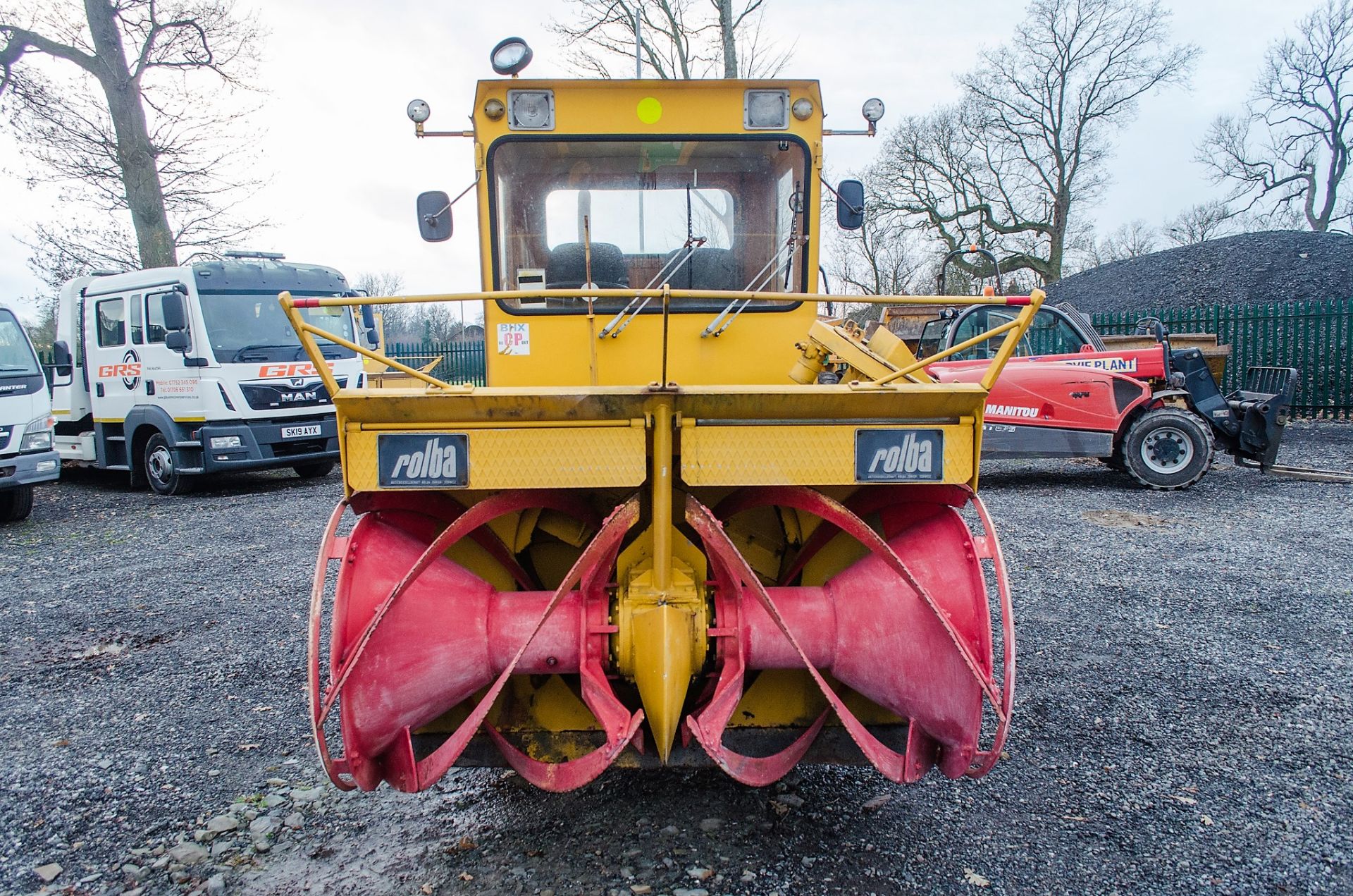 Rolba R400E snow blower Year: 1984 S/N: 2397 Recorded Hours: 357 - Image 5 of 17