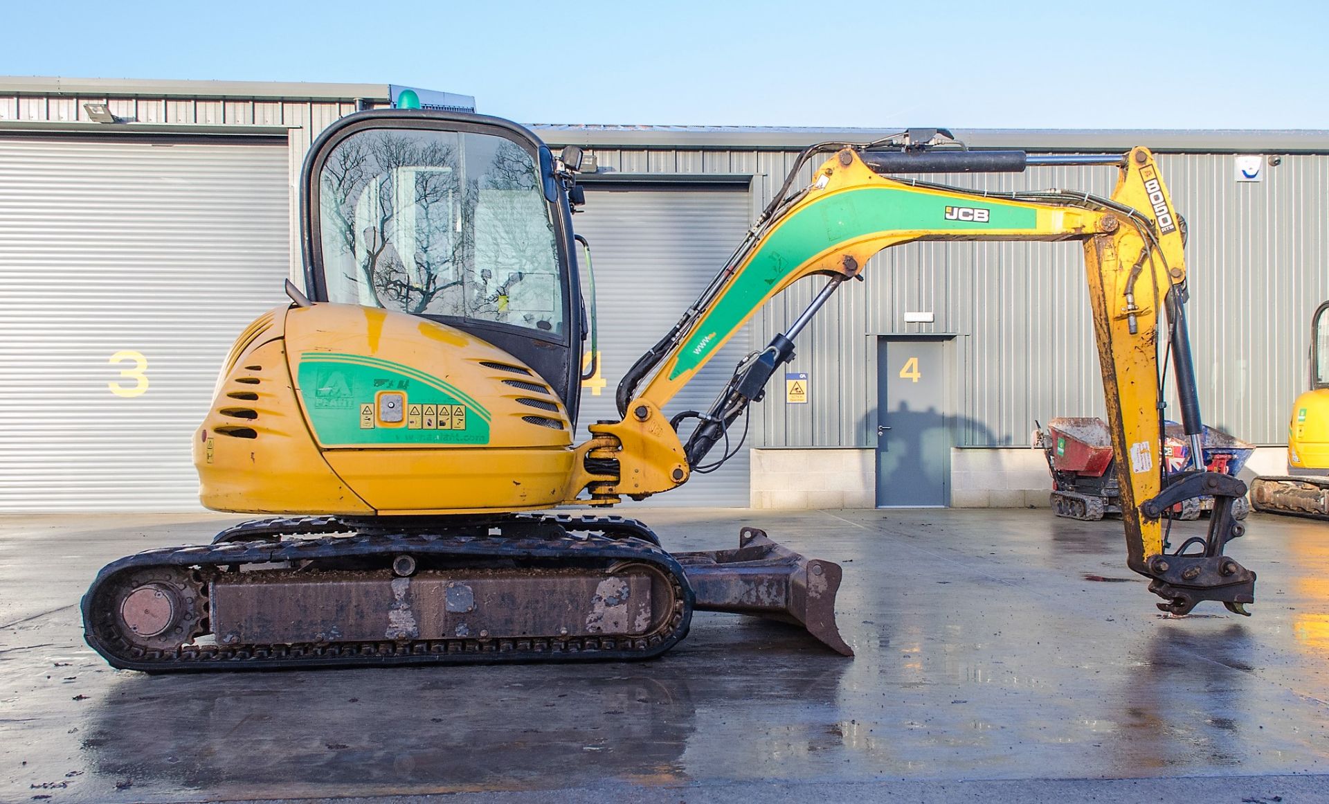 JCB 8050 ZTS 5 tonne rubber tracked excavator Year: 2013 S/N: 1741976 Recorded Hours: 3800 blade, - Image 8 of 23