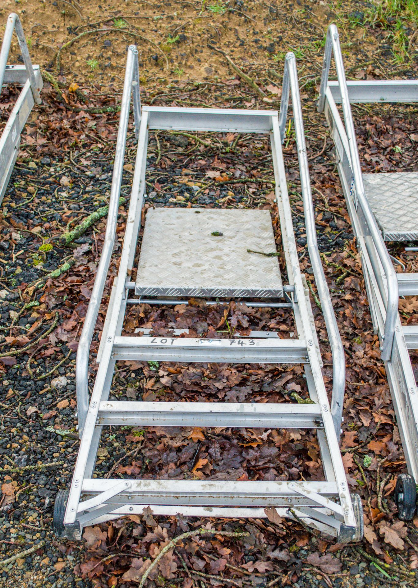 Lyte 4 tread aluminium step ladder