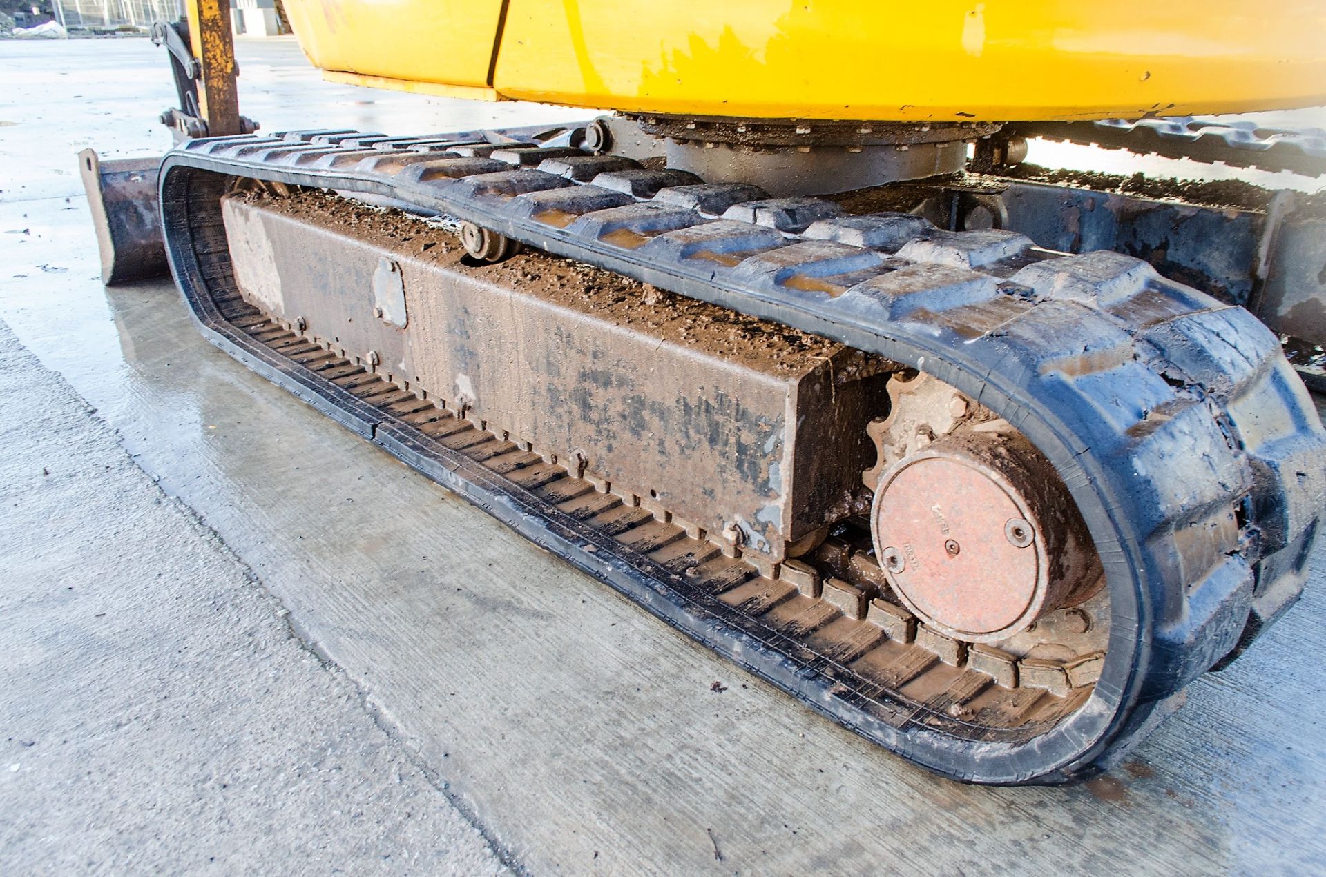 JCB 8050 ZTS 5 tonne rubber tracked excavator Year: 2013 S/N: 1741976 Recorded Hours: 3800 blade, - Image 9 of 23