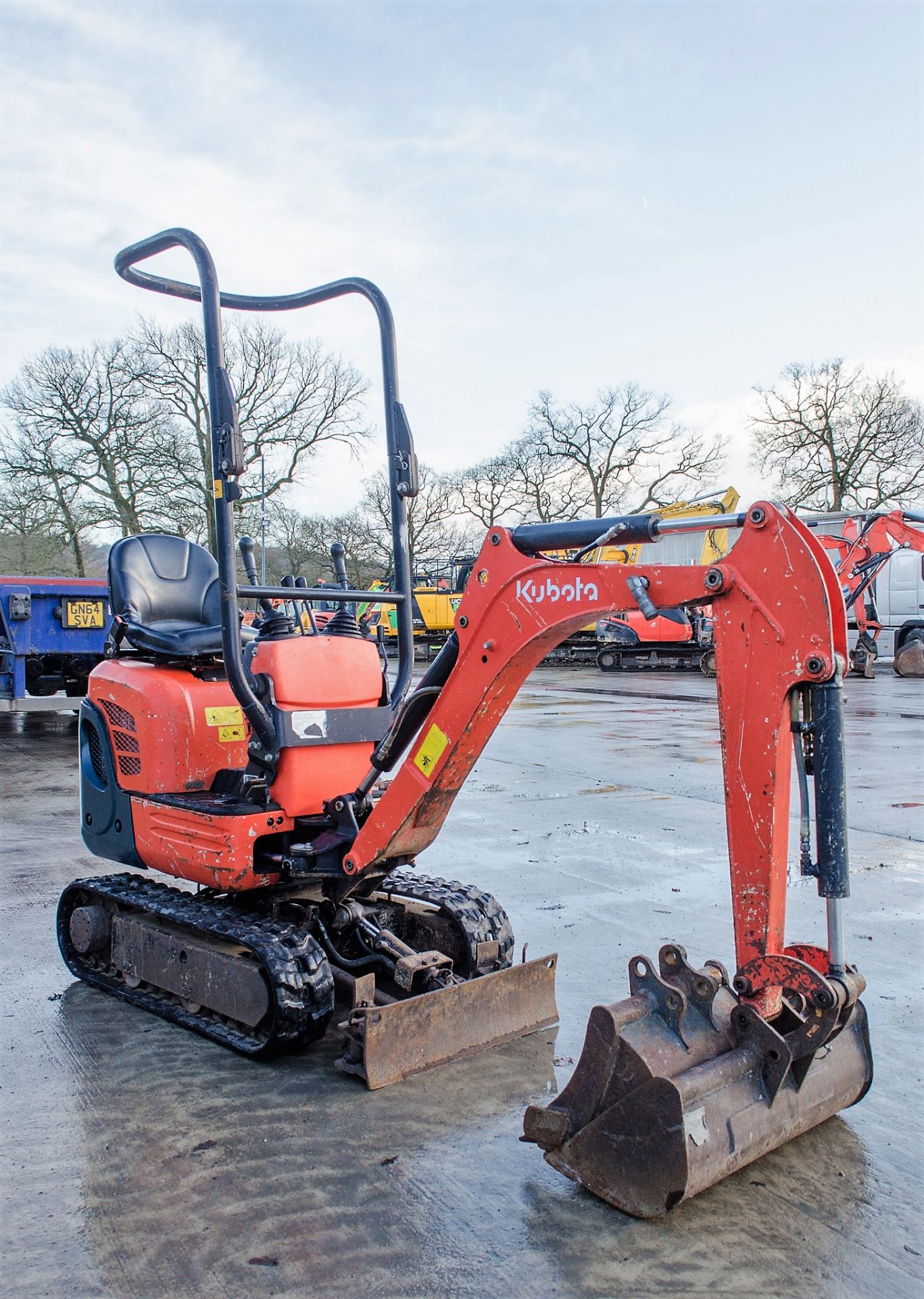 Kubota K008-3 0.8 tonne rubber tracked micro excavator Year: 2013 S/N: 24430 Recorded Hours: 1610 - Image 2 of 20