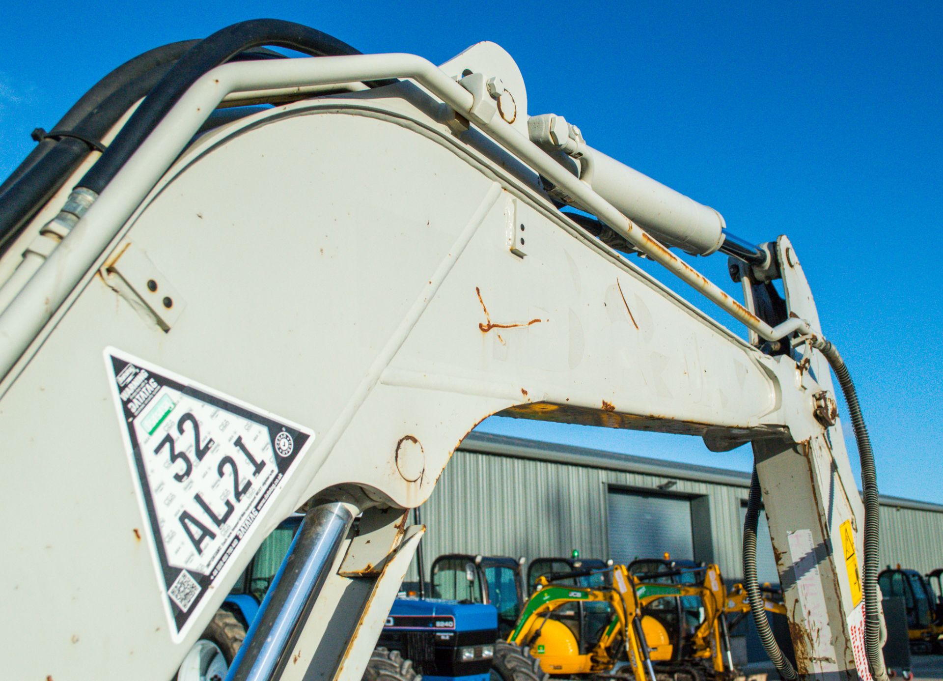 Takeuchi TB228 2.8 tonne rubber tracked excavator Year: 2015 S/N: 804197 Recorded Hours: 3064 piped, - Image 11 of 17