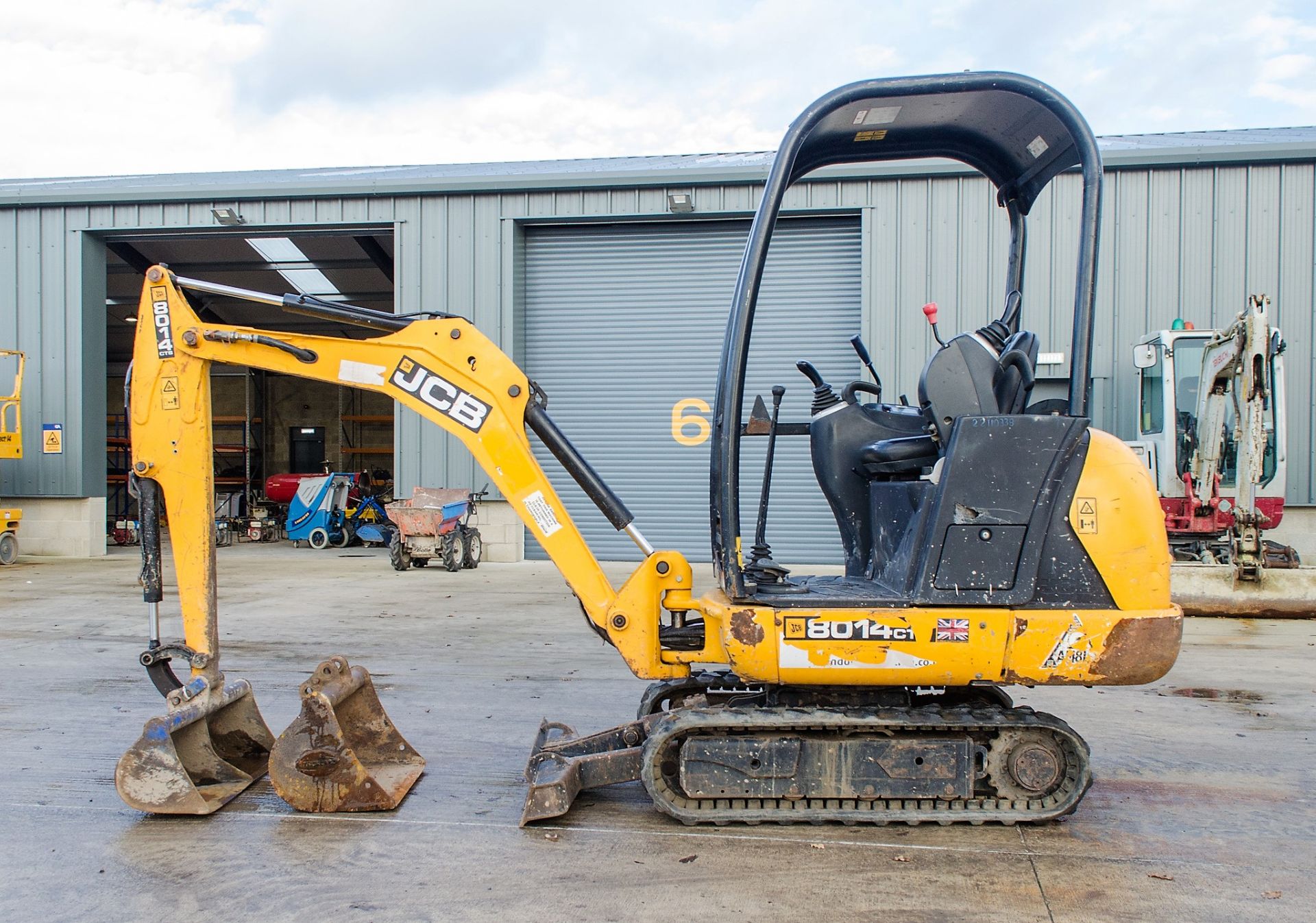 JCB 8014 CTS 1.5 tonne rubber tracked mini excavator Year: 2015 S/N: 2070994 Recorded Hours: 1325 - Image 7 of 21