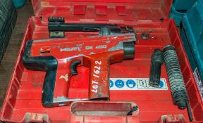 Hilti DX-450 cordless nail gun c/w carry case 04090342