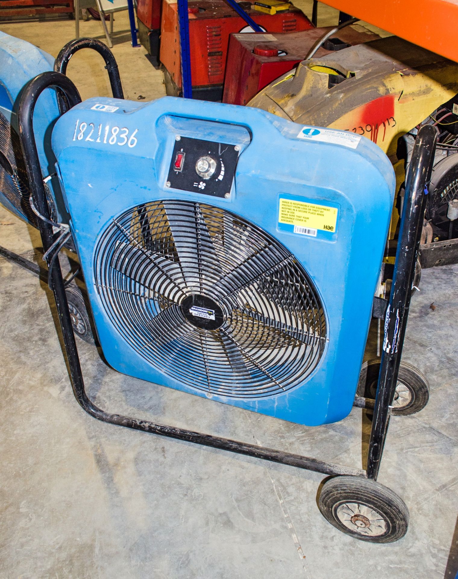 240v air circulation fan 18211836