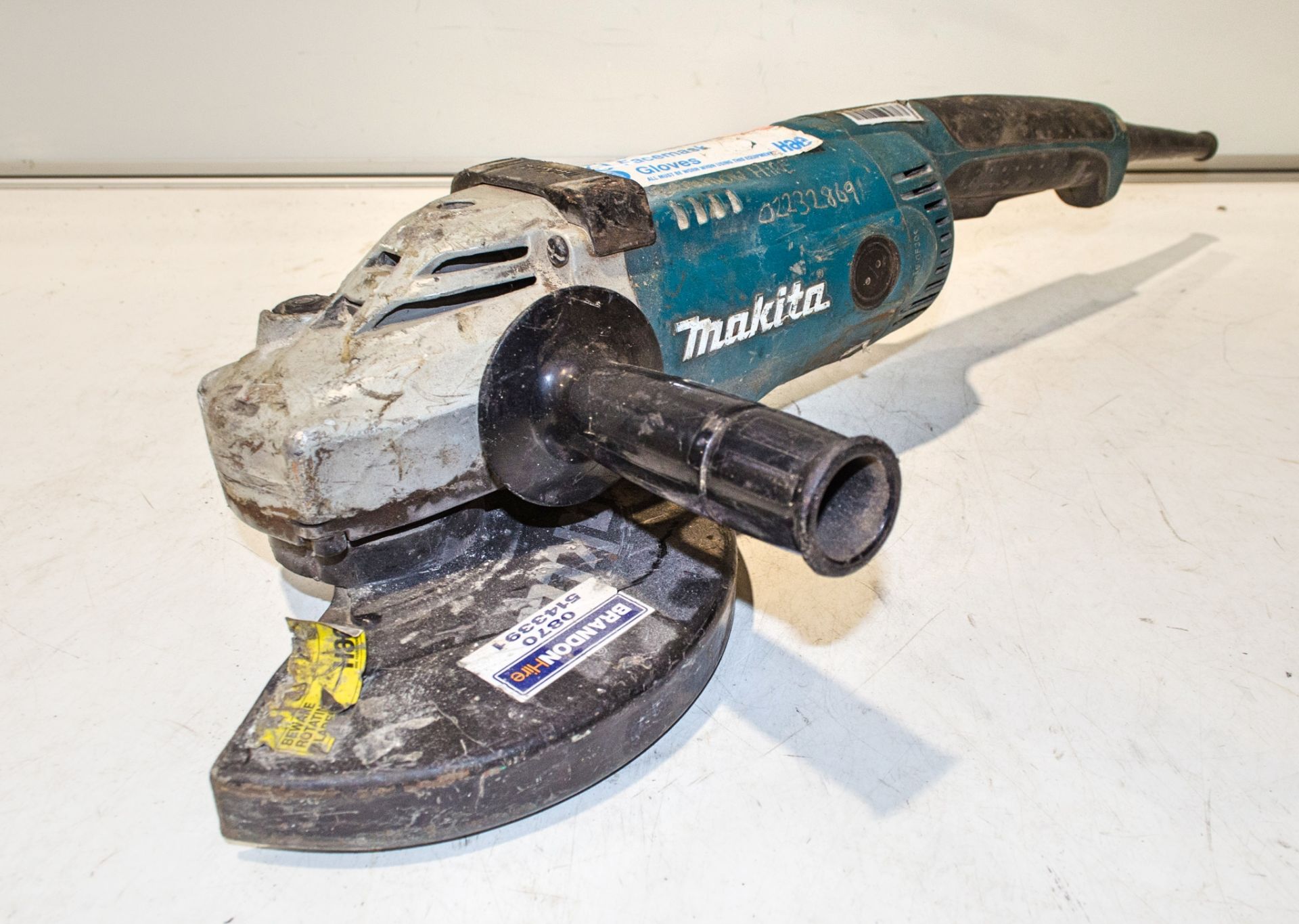 Makita GA9020 110v angle grinder ** Cord cut ** 02232869