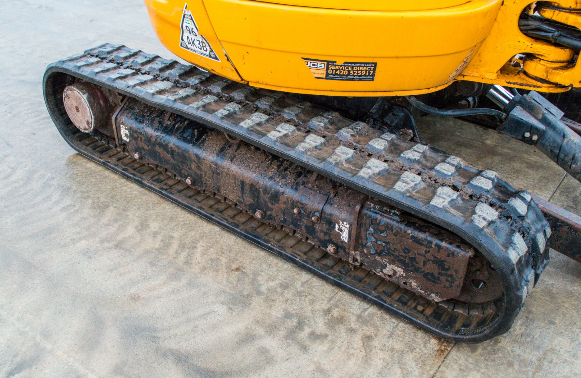 JCB 8030 3 tonne rubber tracked excavator  Year: 2014 S/N: 17016 Recorded Hours: 3025 A634268 piped, - Image 10 of 16