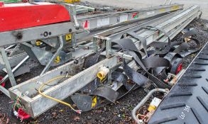 Mace Bumpa 110v brick conveyor ** No motor and in disrepair** A705187