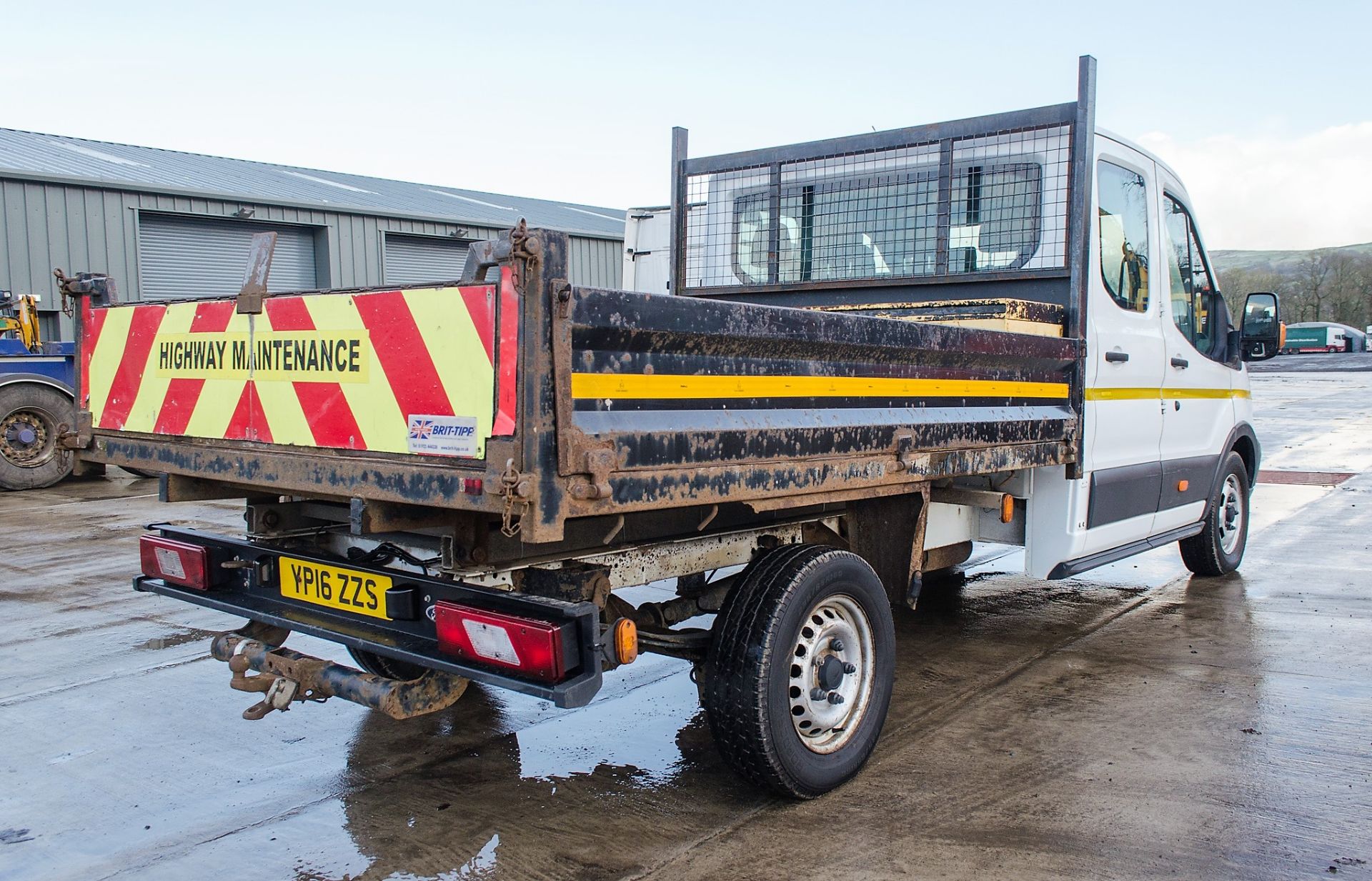 Ford Transit 350 double cab tipper Registration Number: YP16 ZZS Date of Registration: 07/07/2016 - Image 3 of 31