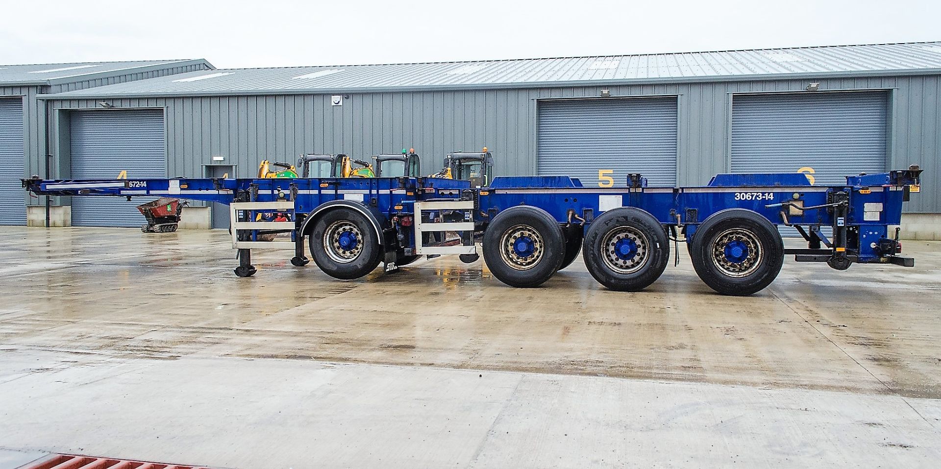 SDC Trailers 4 axle multi function/splitter skeletal container trailer - Image 8 of 16