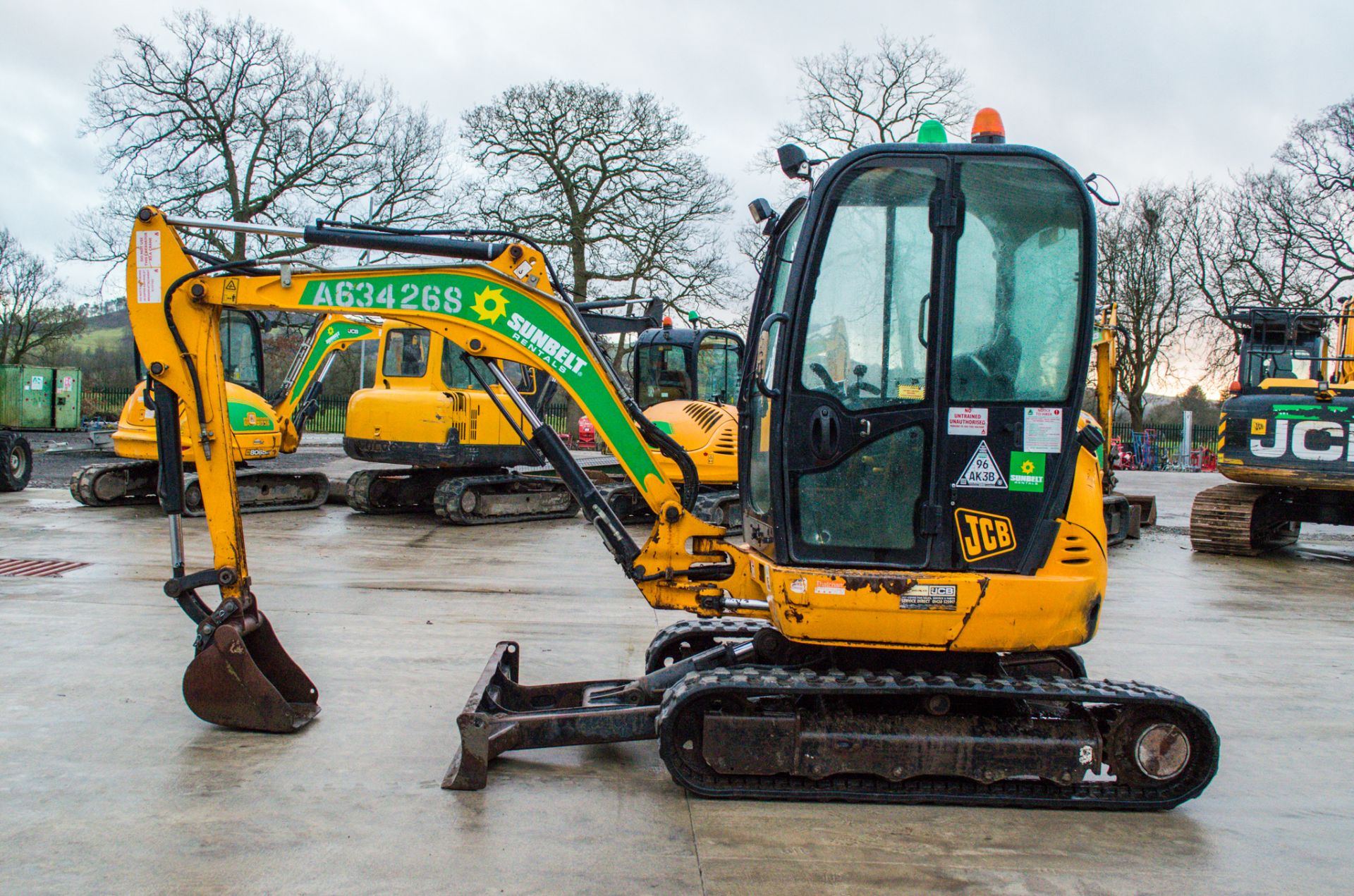 JCB 8030 3 tonne rubber tracked excavator  Year: 2014 S/N: 17016 Recorded Hours: 3025 A634268 piped, - Image 8 of 16