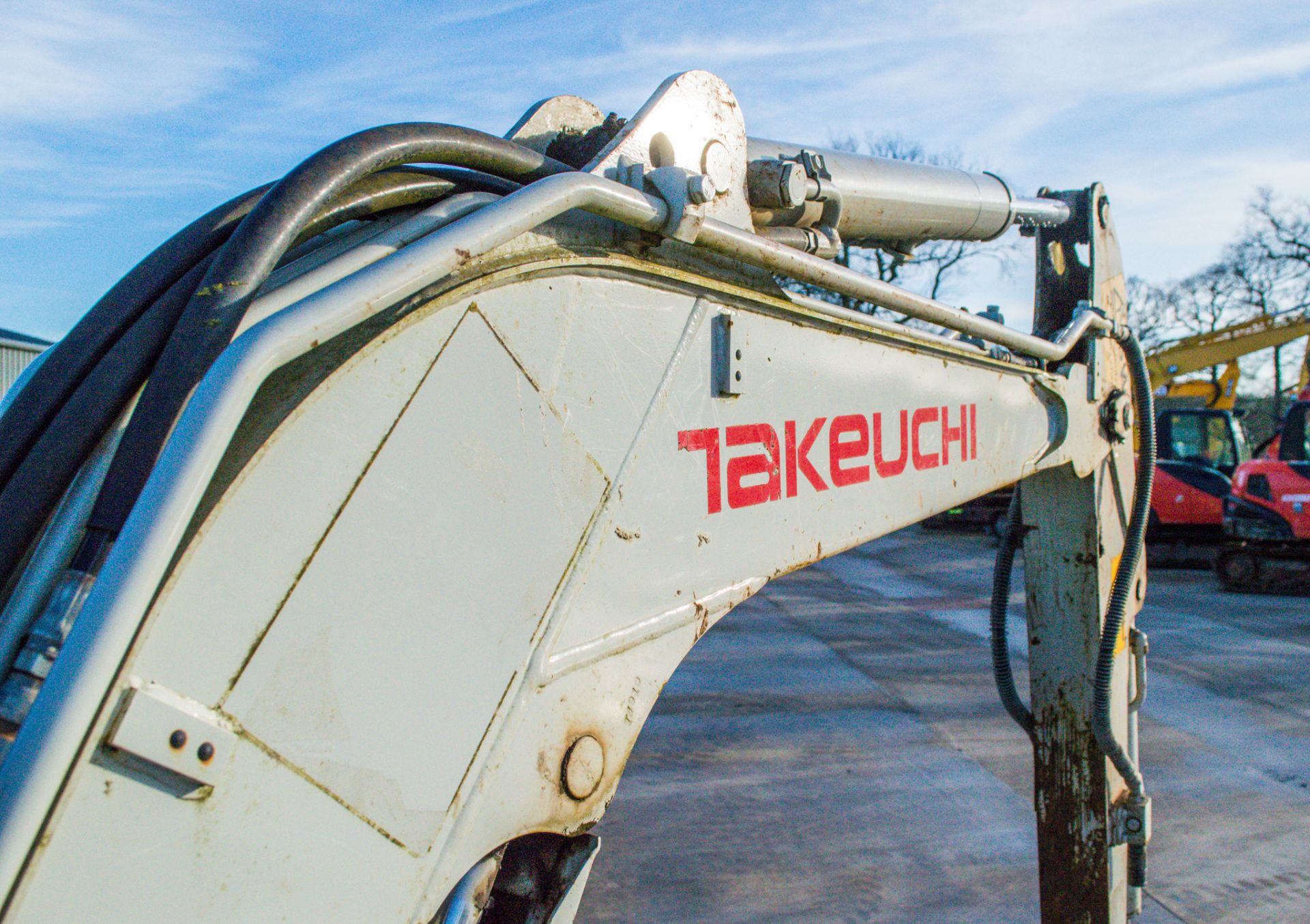 Takeuchi TB228 2.8 tonne rubber tracked excavator Year: 2015 S/N: 804180 Recorded Hours: 3337 piped, - Image 11 of 18