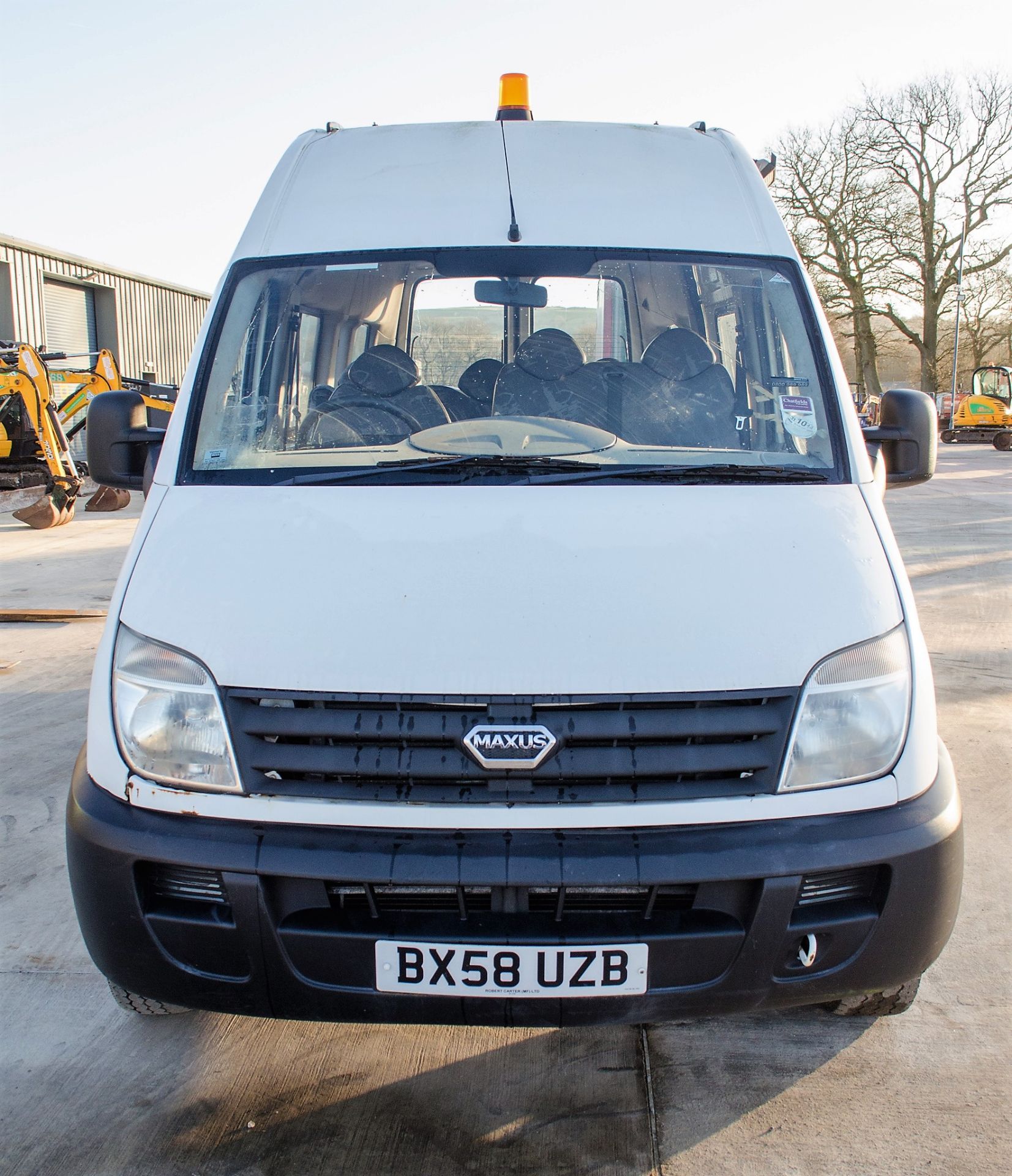 LDV Maxus 3.5T 95 LWB crew cab panel van Registration Number: BX58 UZB Date of Registration: 01/11/ - Image 5 of 28