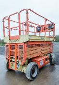 JLG 3369LE battery electric scissor lift Year: 2001 S/N: 87467 Recorded Hours: 608 ** No