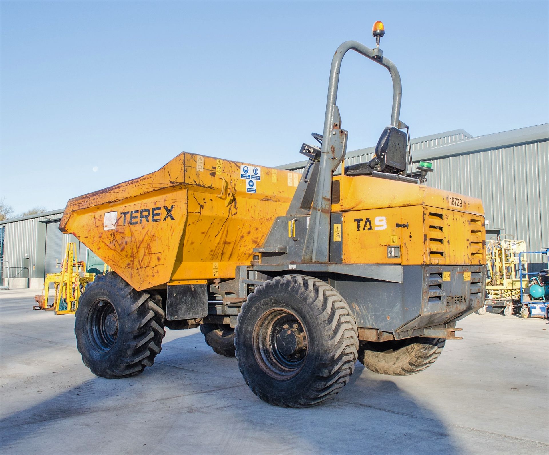 Terex TA9 9 tonne straight skip dumper Year: 2011 S/N: B4MV2375 Recorded Hours: 3265 18729 - Image 3 of 22