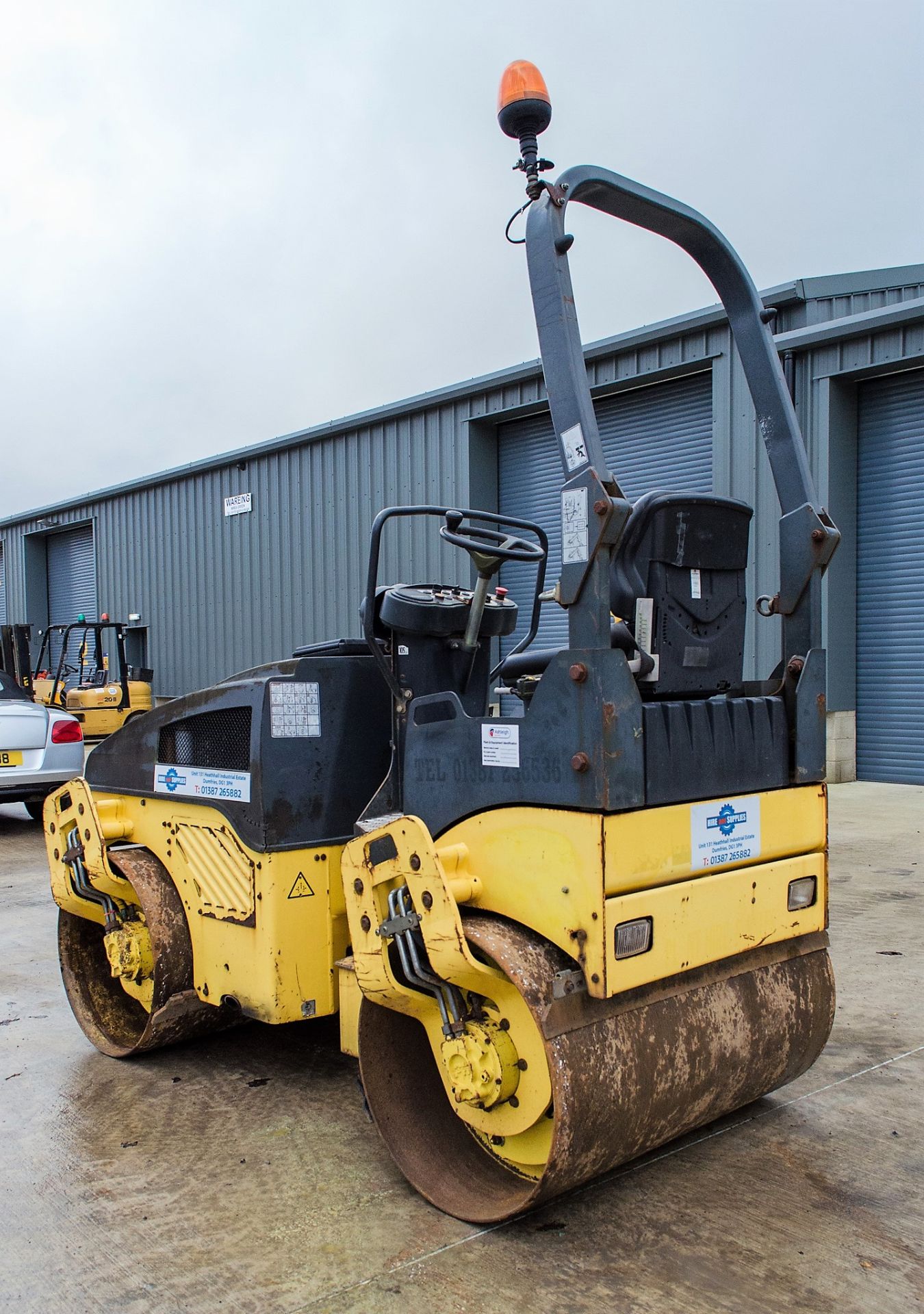 Bomag BW120 AD-4 double drum ride on roller Year: 2007 S/N: 0025150 Recorded Hours: 1692 16342 - Image 4 of 18