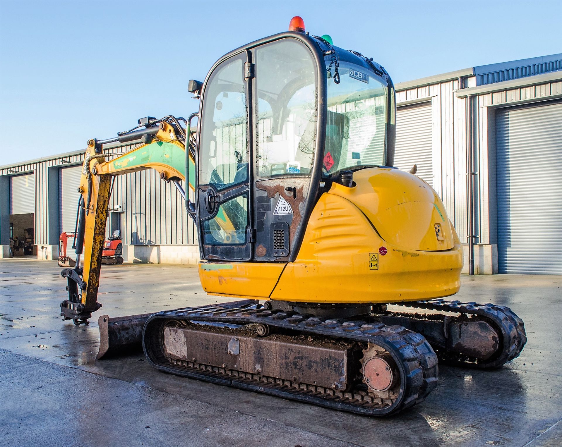 JCB 8050 ZTS 5 tonne rubber tracked excavator Year: 2013 S/N: 1741976 Recorded Hours: 3800 blade, - Image 4 of 23