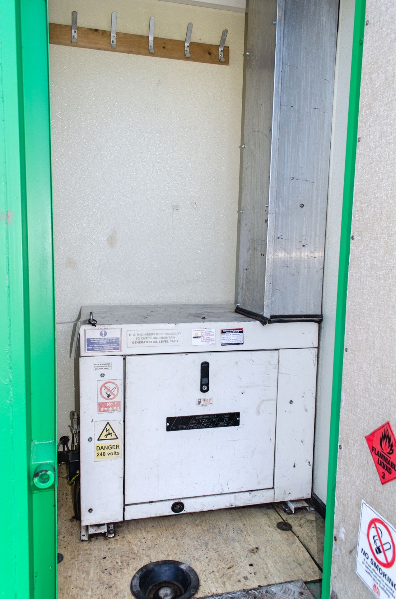 12ft x 6 ft Groundhog fast tow mobile steel anti vandal welfare unit Comprising of: canteen area, - Image 11 of 12