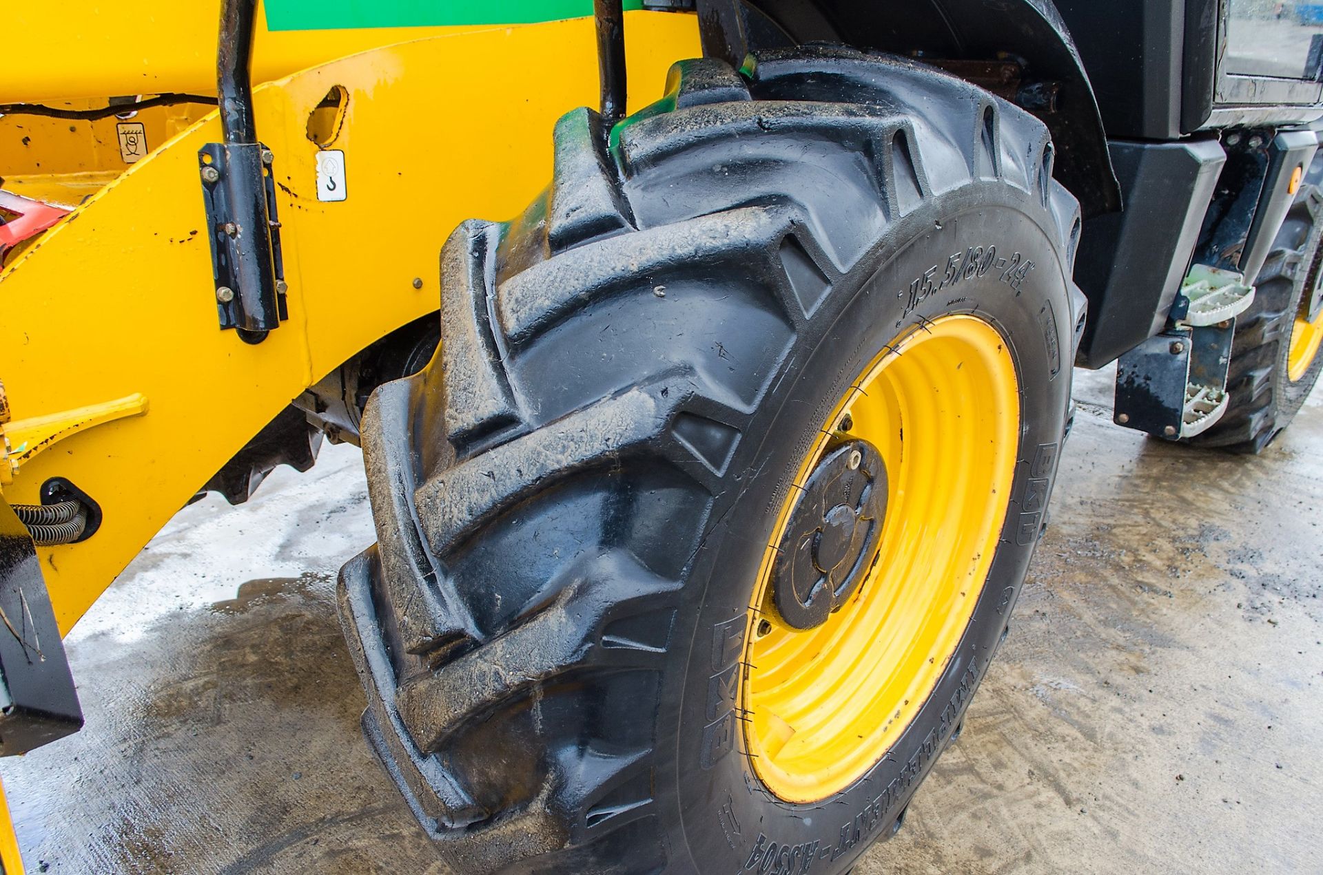 JCB 540-170 17 metre telescopic handler Year: 2014 S/N: 2341088 Recorded Hours: 5298 c/w sway - Image 11 of 22