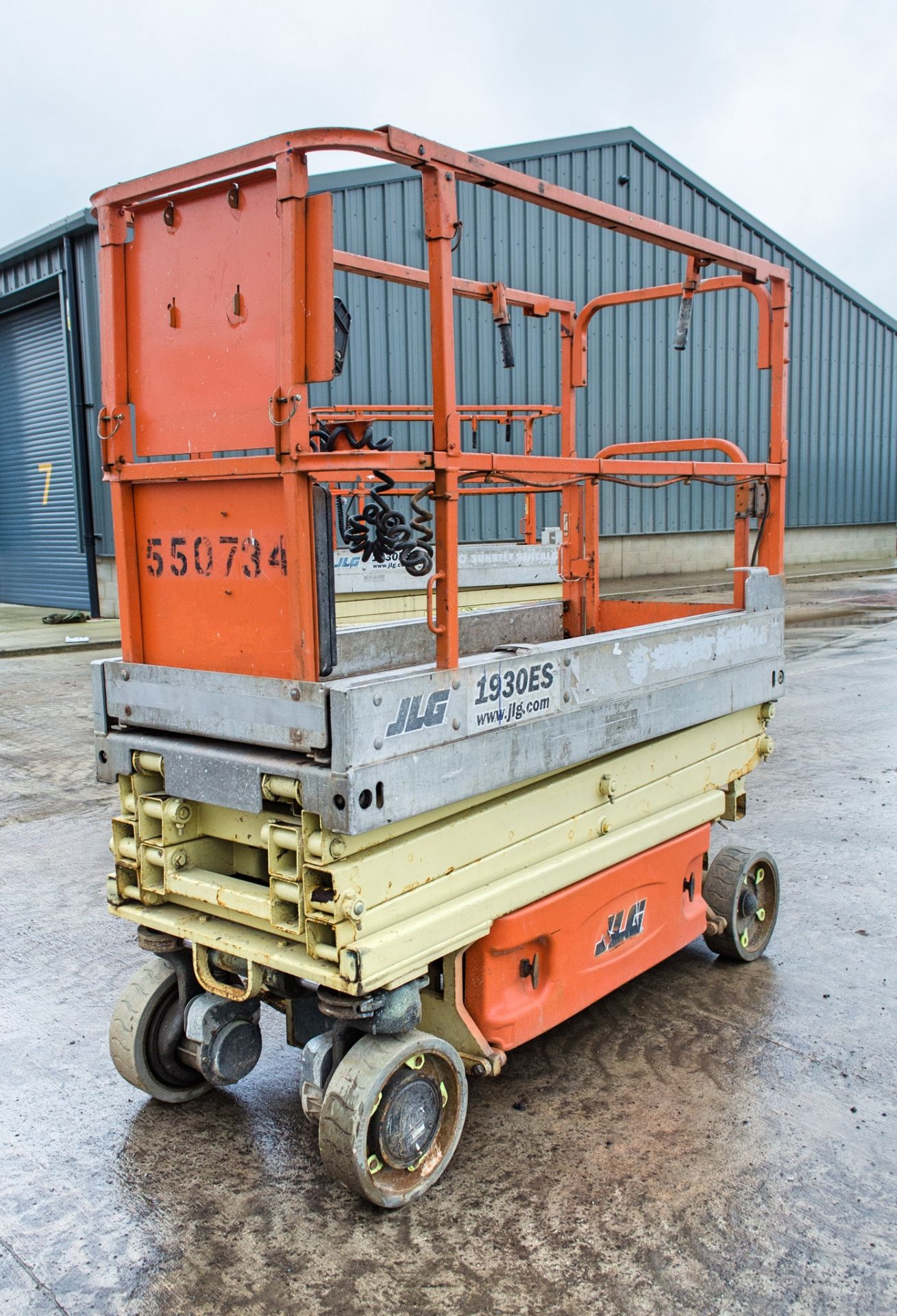 JLG 1930ES battery electric scissor lift Year: 2010 S/N: 24097 Recorded Hours: 254 A550734 - Image 3 of 8