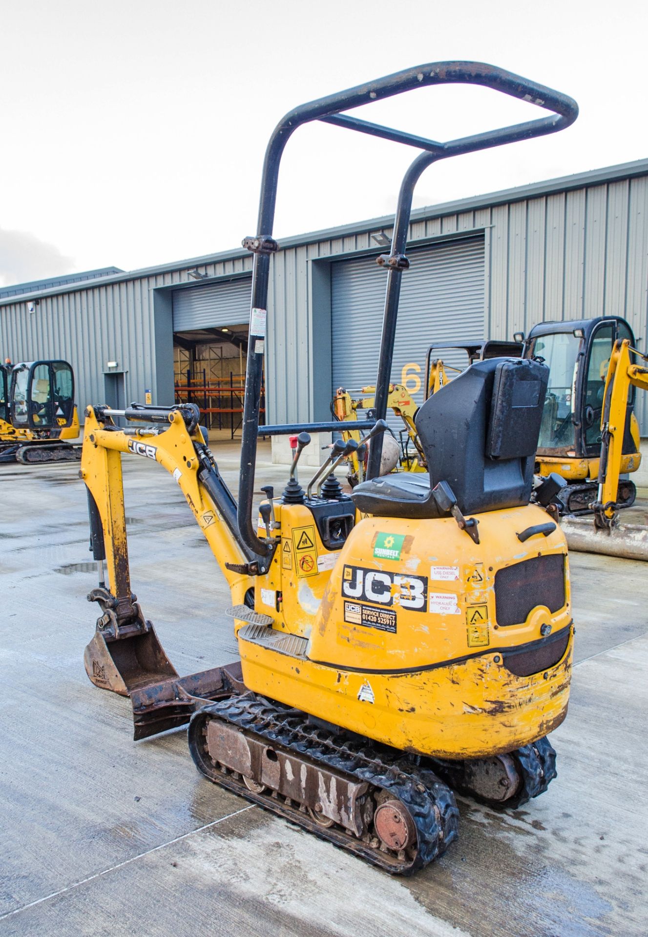 JCB 8008 0.8 tonne rubber tracked micro excavator Year: 2015 S/N: 241691 Recorded Hours: 747 - Image 4 of 20