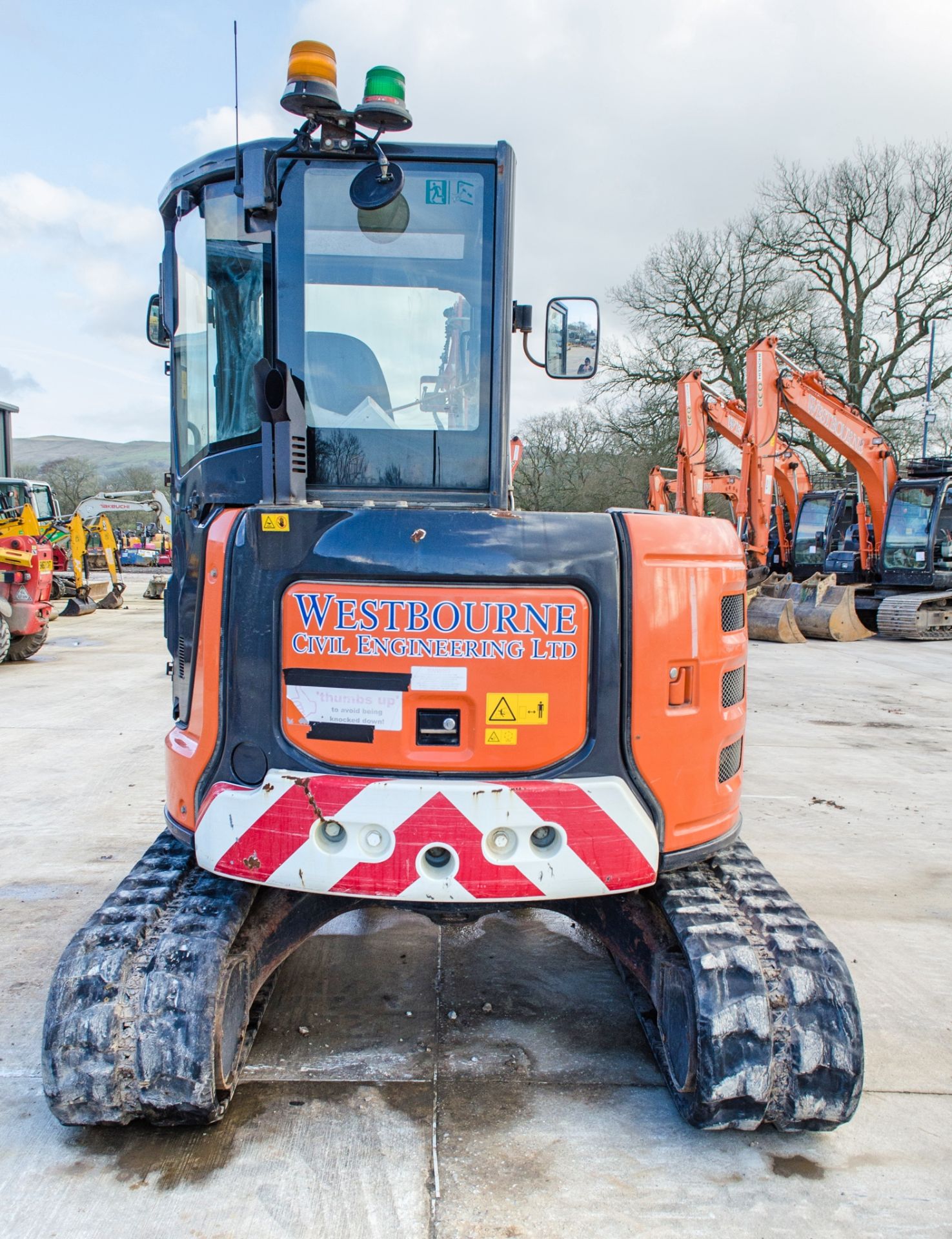 Hitachi ZX 48U - 5A 5 tonne rubber tracked midi excavator Year: 2017 S/N: 34951 Recorded hours: - Image 6 of 24