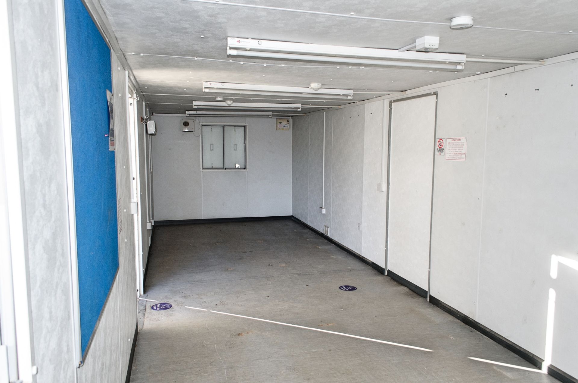 32ft x 10ft steel anti vandal office site unit c/w keys A534236 - Image 5 of 6