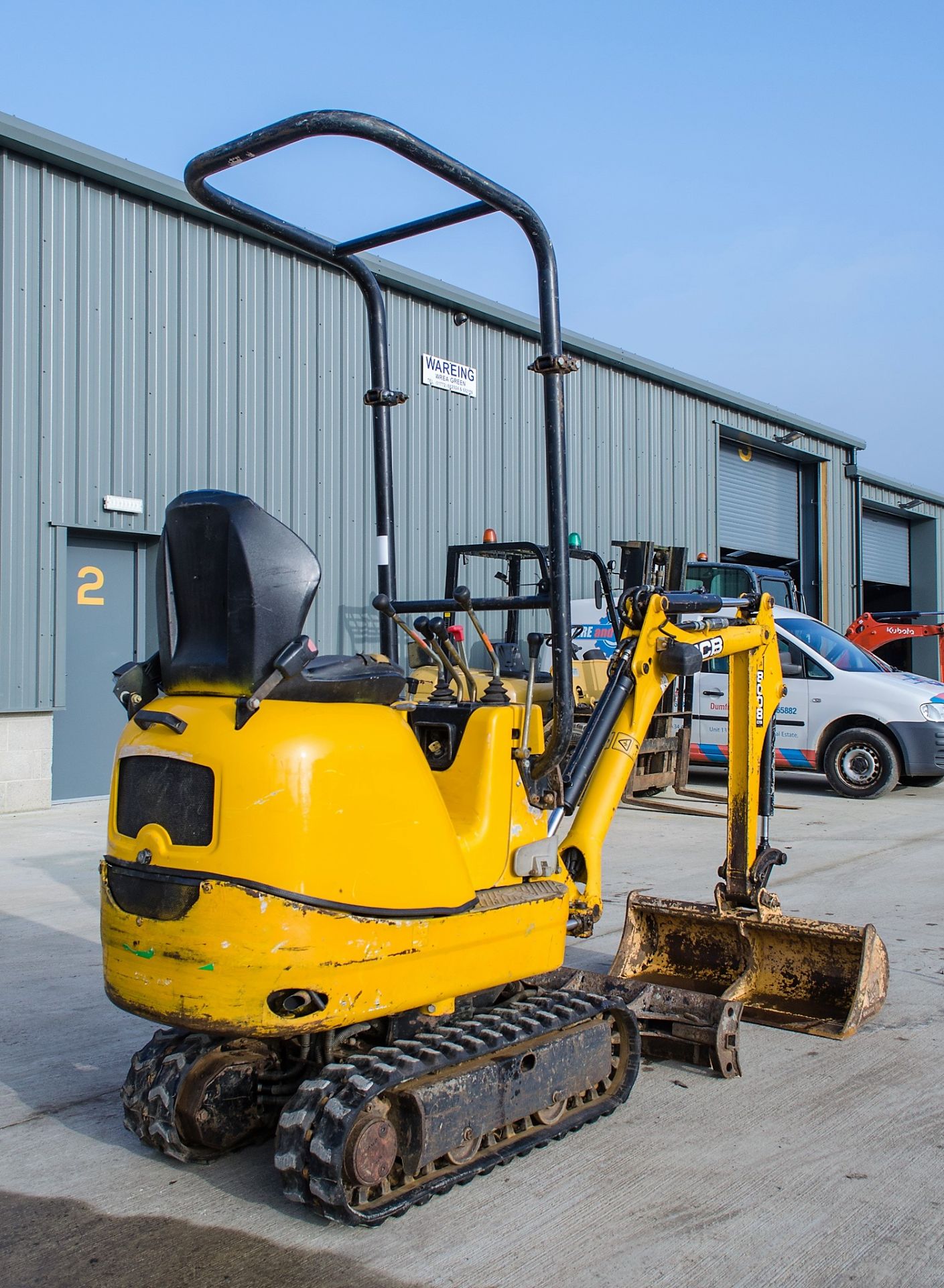 JCB 8008 CTS 0.8 tonne rubber tracked micro excavator Year: 2014 S/N: 2410547 Recorded Hours: 1625 - Image 4 of 20