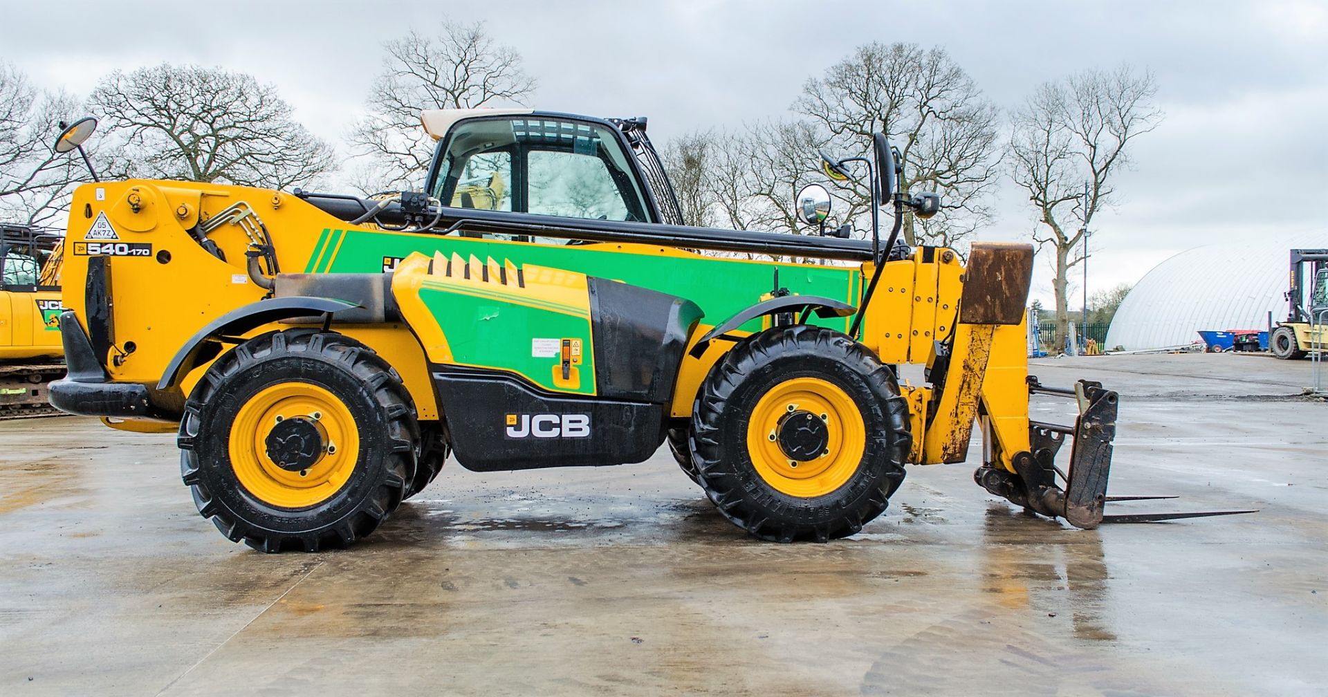 JCB 540-170 17 metre telescopic handler Year: 2014 S/N: 2341088 Recorded Hours: 5298 c/w sway - Image 8 of 22