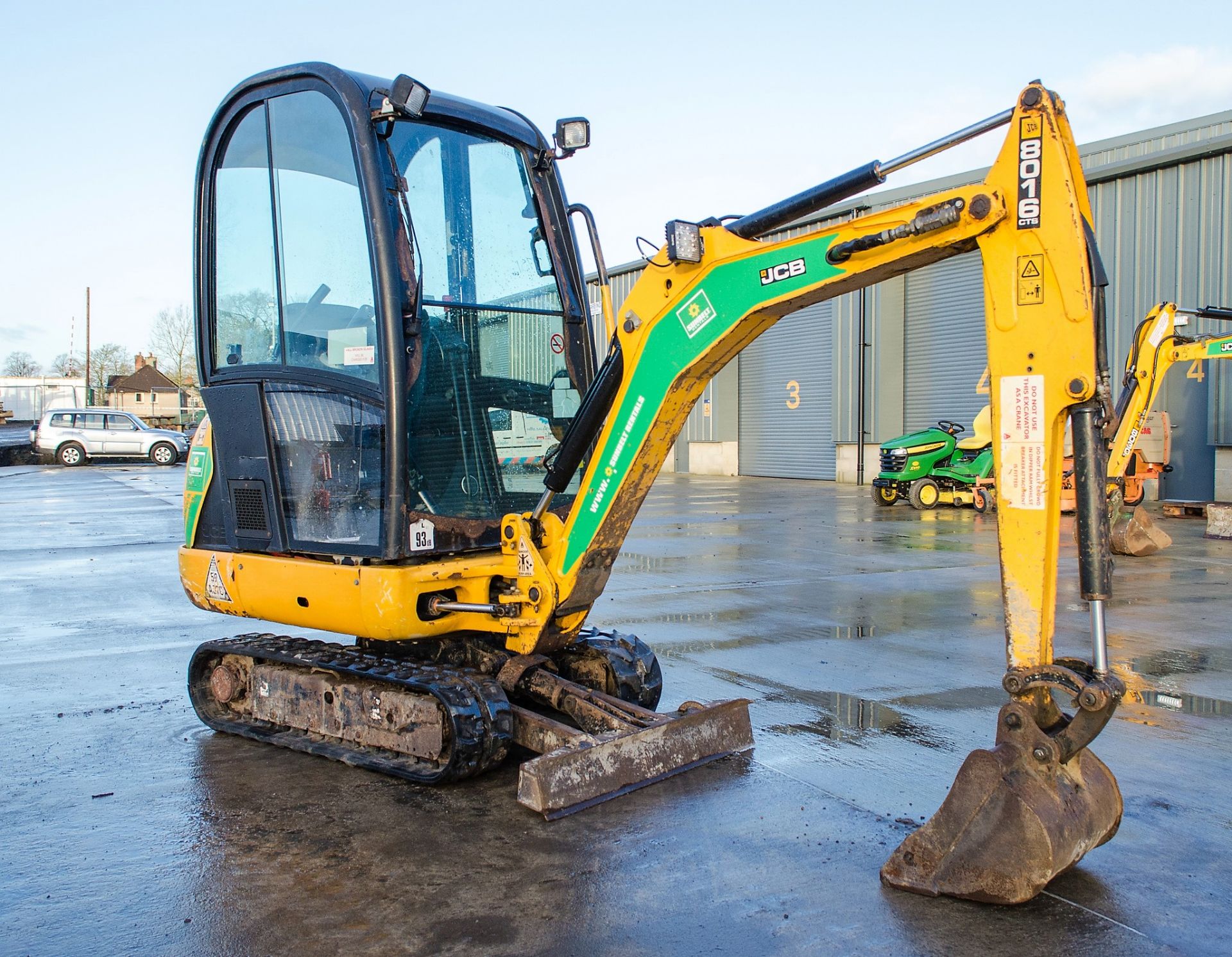 JCB 8016 1.5 tonne rubber tracked mini excavator Year: 2014 S/N: 2071571 Recorded Hours: 2133 blade, - Image 2 of 21