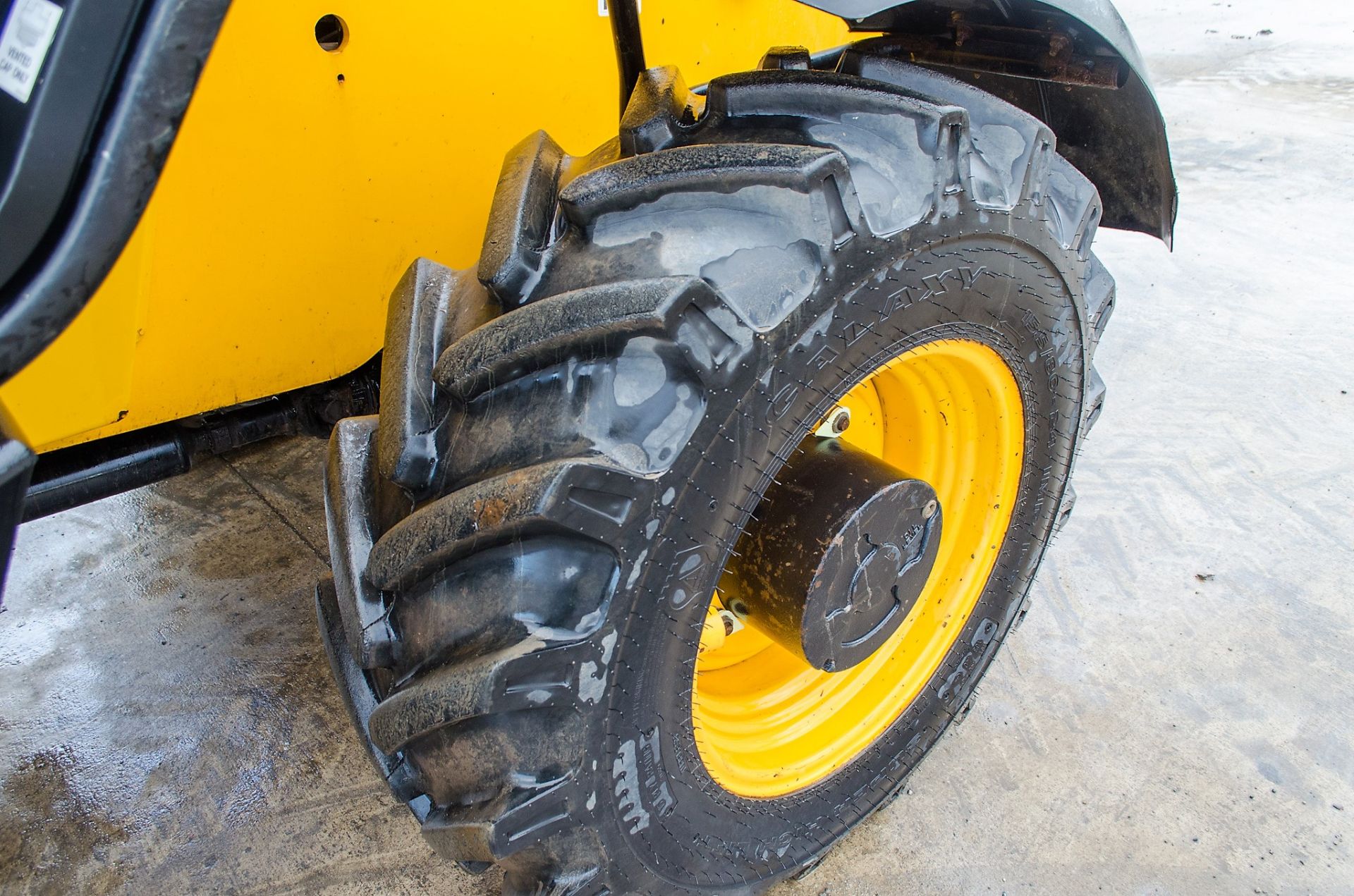 JCB 540-170 17 metre telescopic handler Year: 2014 S/N: 2341088 Recorded Hours: 5298 c/w sway - Image 12 of 22