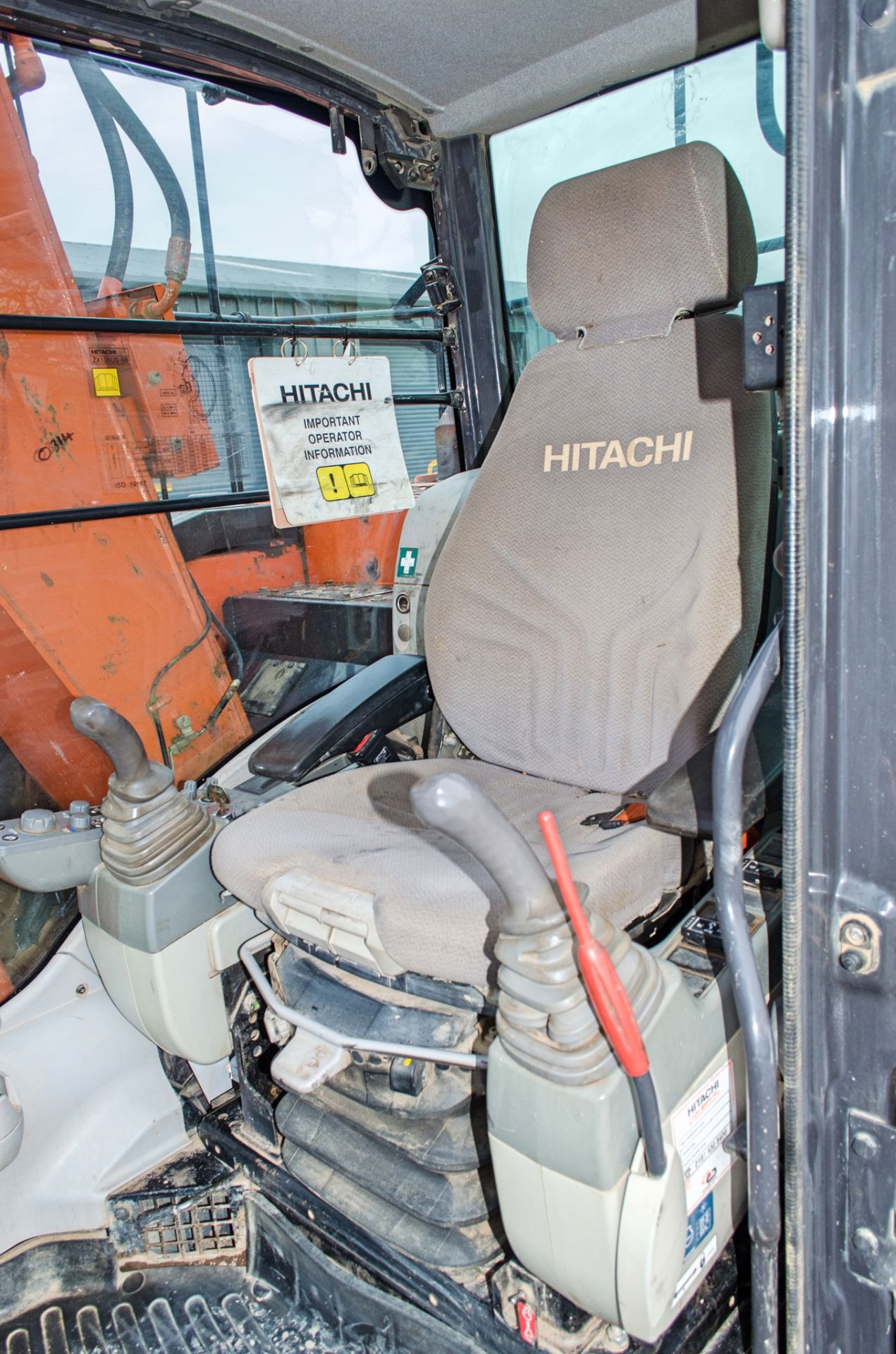 Hitachi ZX 135 US-5B 14.5 tonne steel tracked excavator Year: 2014 S/N: 92769 Recorded hours: 8350 - Image 20 of 25