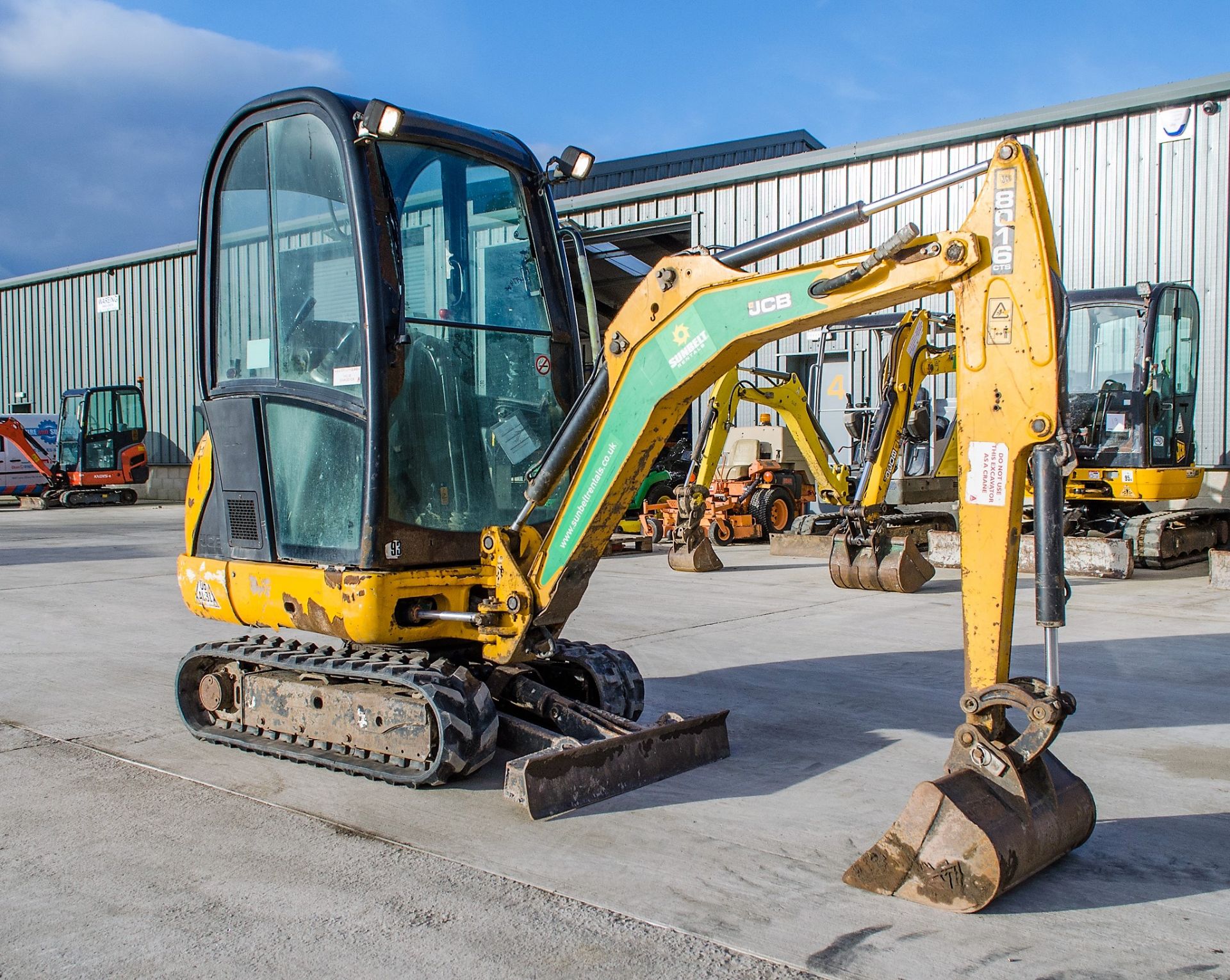 JCB 8016 1.5 tonne rubber tracked mini excavator Year: 2015 S/N: 2071736 Recorded Hours: 2127 blade, - Image 2 of 22