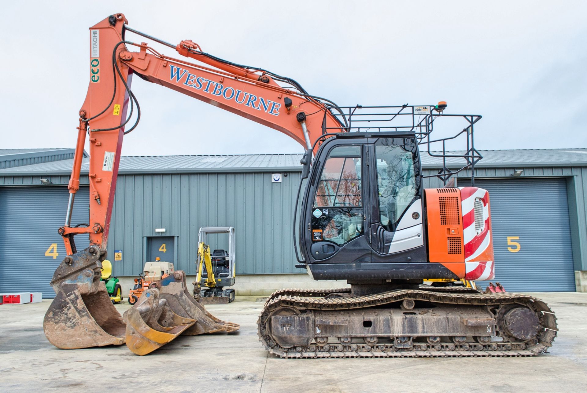 Hitachi ZX 135 US-5B 14.5 tonne steel tracked excavator Year: 2014 S/N: 92769 Recorded hours: 8350 - Image 7 of 25