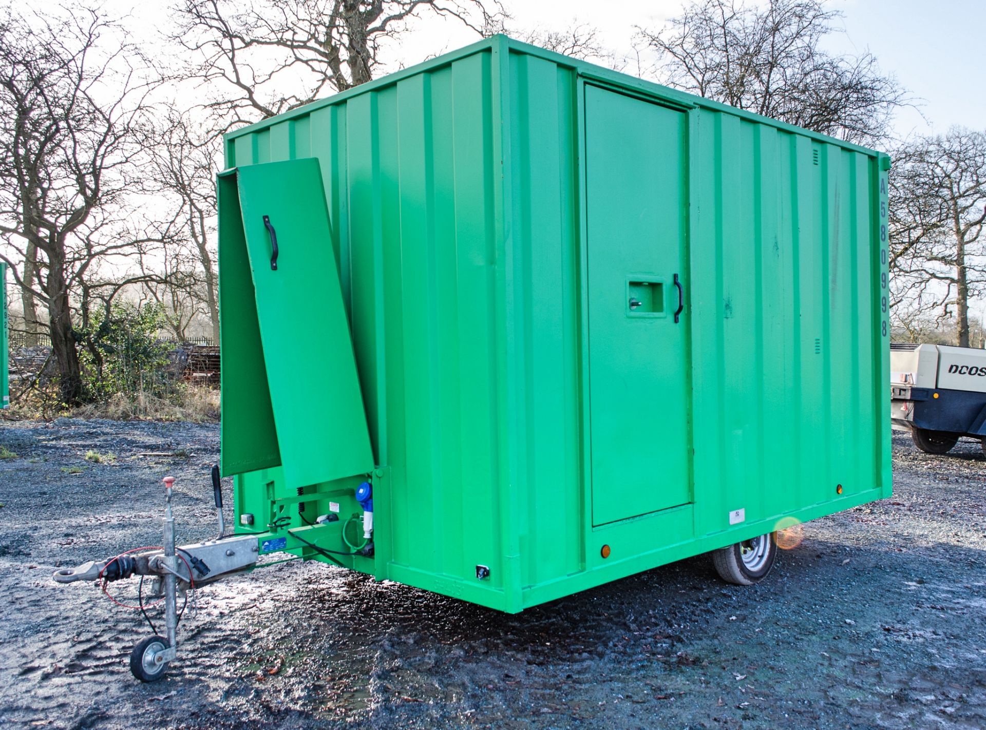 12ft x 6 ft Groundhog fast tow mobile steel anti vandal welfare unit Comprising of: canteen area,