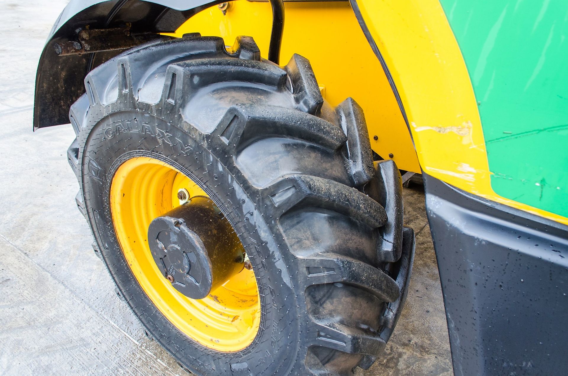 JCB 540-170 17 metre telescopic handler Year: 2014 S/N: 2341088 Recorded Hours: 5298 c/w sway - Image 13 of 22