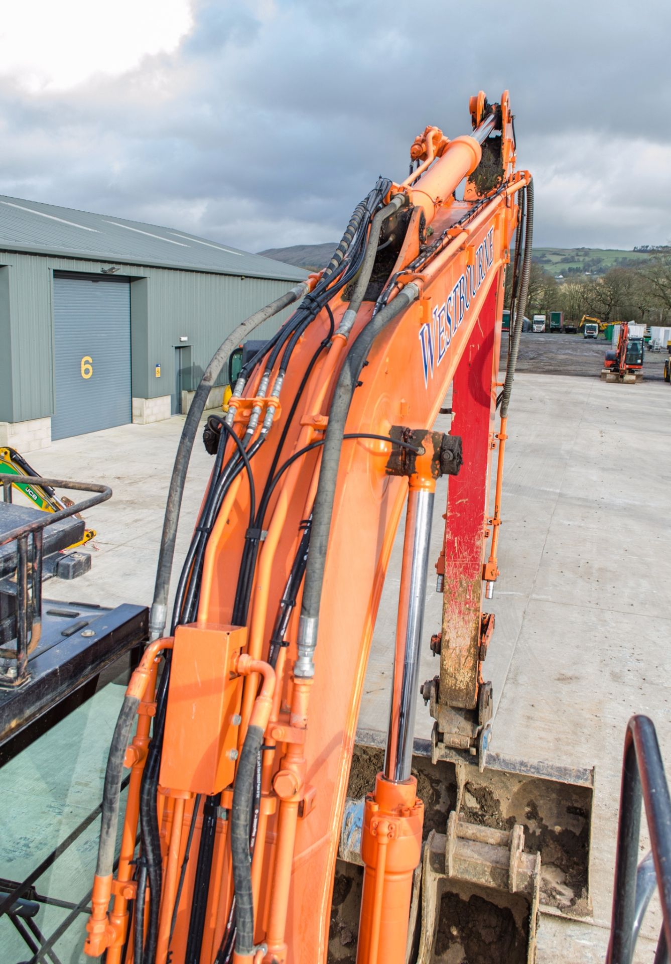 Hitachi ZX 130 LCN-5B 14 tonne steel tracked excavator Year: 2014 S/N: 91931 Recorded hours: 9626 - Image 20 of 27