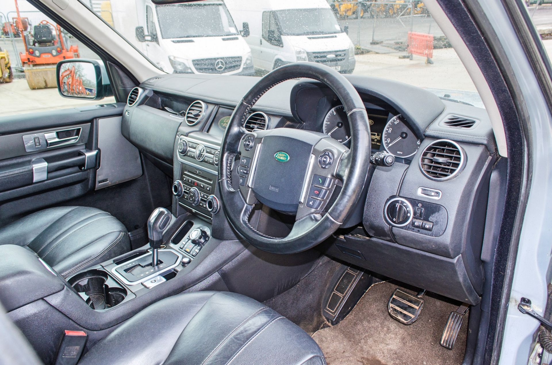 Land Rover Discovery 4 3.0 TDV6 XS 7 seat 5 door estate car Registration Number: CU59BVK  Date of - Image 17 of 35