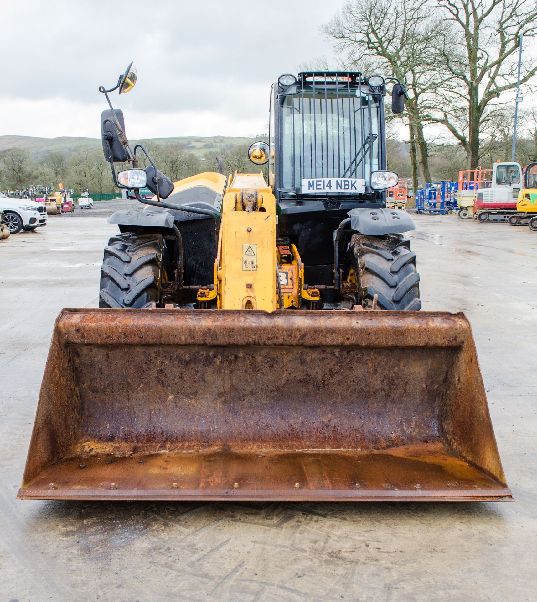 JCB 531-70 7 metre telescopic handler Year: 2014 S/N: 2339735 Recorded Hours: 2524 c/w 7ft bucket - Image 5 of 24