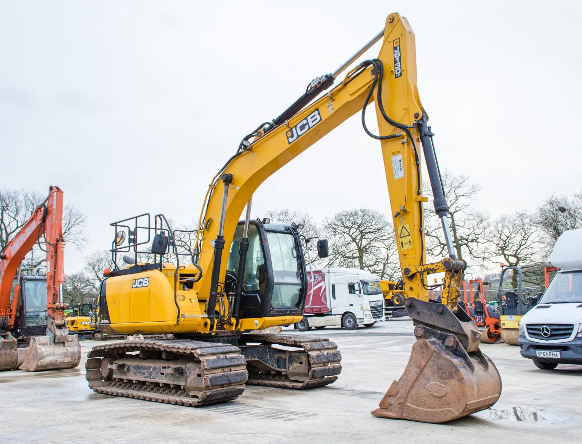 JCB JS 130 LC 13 tonne steel tracked excavator Year: 2014  S/N: 2134514 Recorded Hours: 5385 - Image 2 of 23